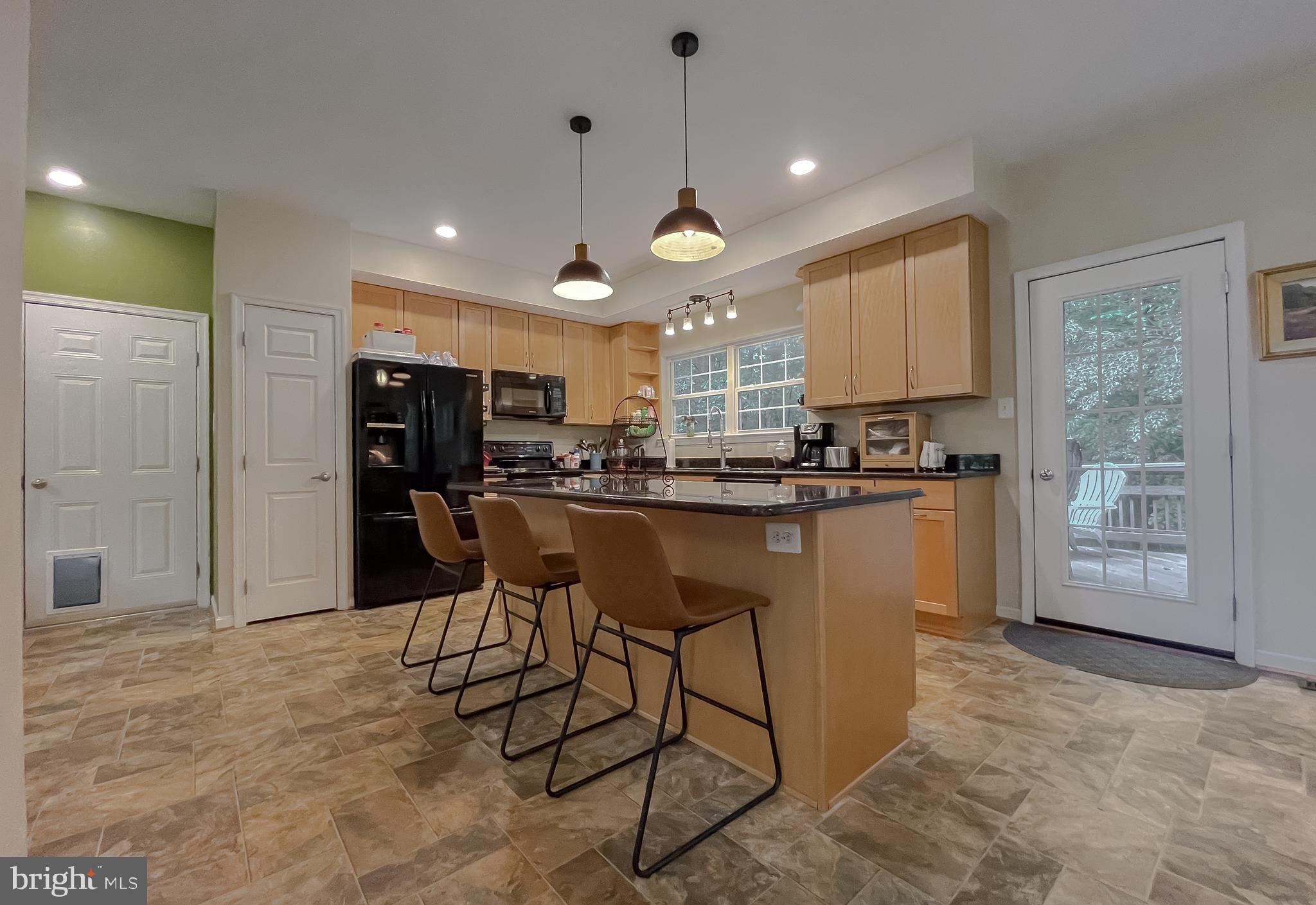 2180 OLIVER DRIVE