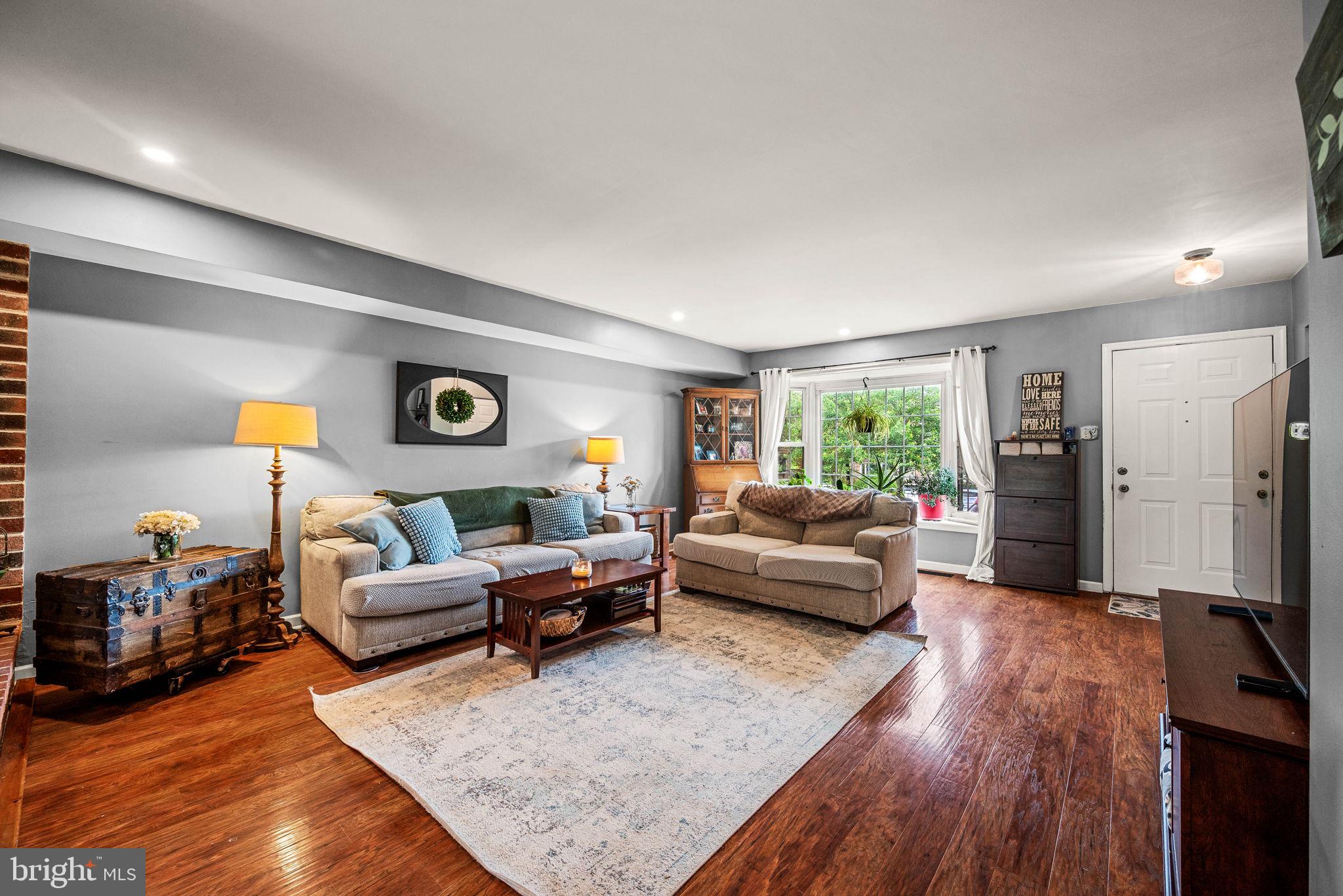 4121 RITTENHOUSE LANE