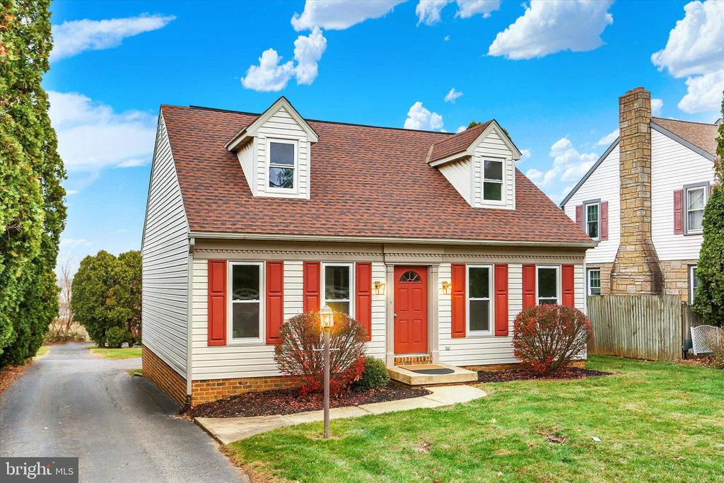 Photo of 1999 Old Philadelphia Pike, LANCASTER, PA 17602 (MLS # PALA2080224)