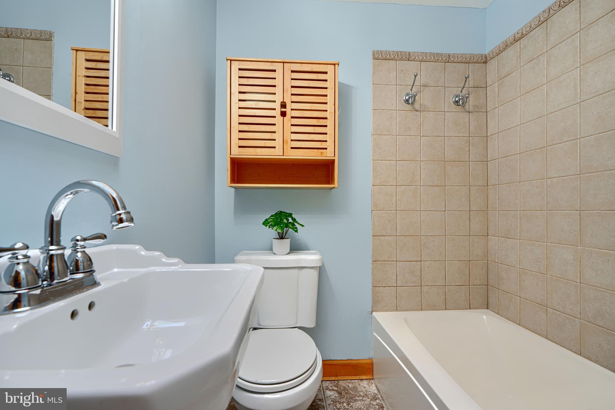 HAMPDEN HISTORIC DISTRICT - Residential