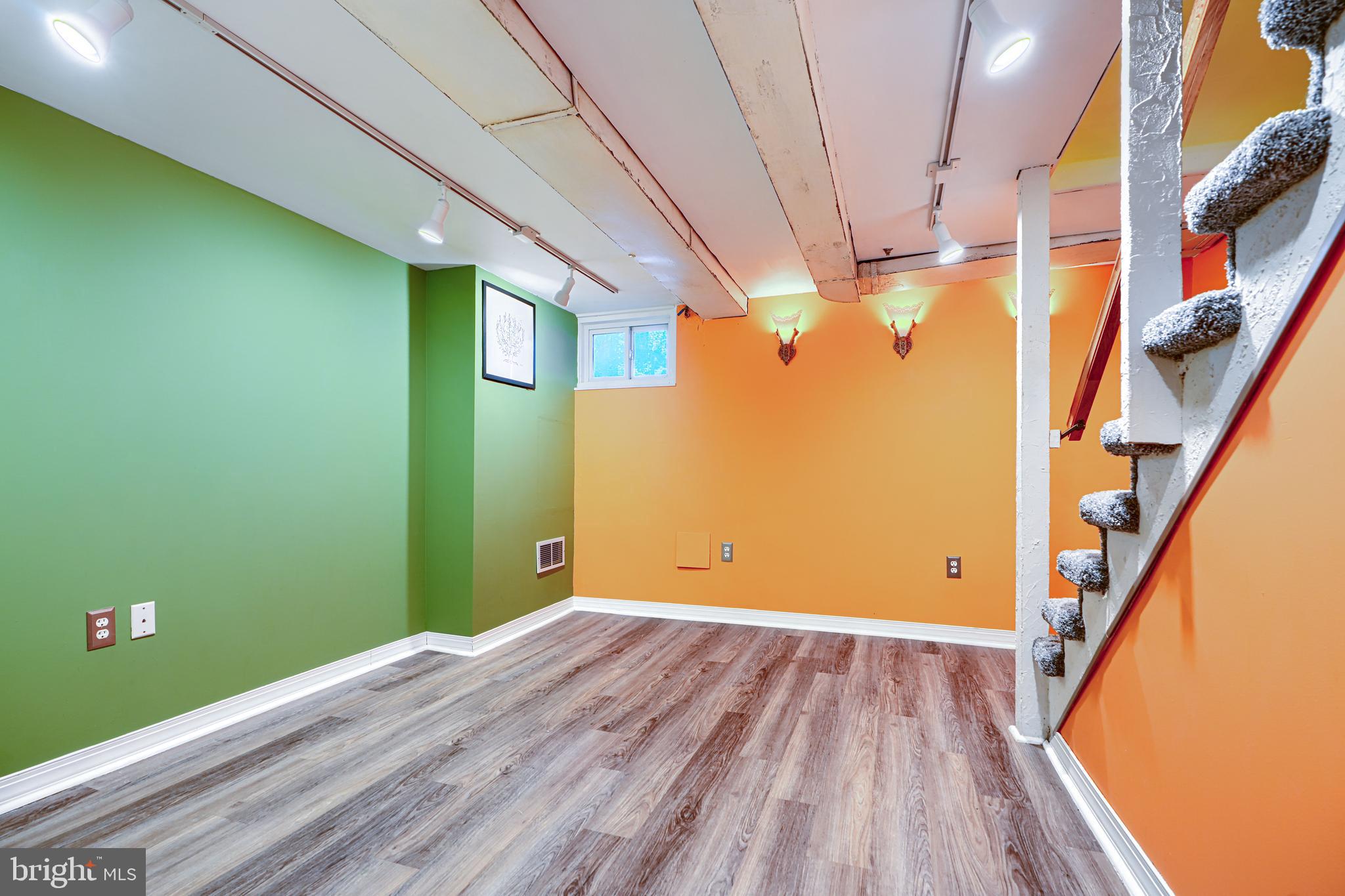 HAMPDEN HISTORIC DISTRICT - Residential