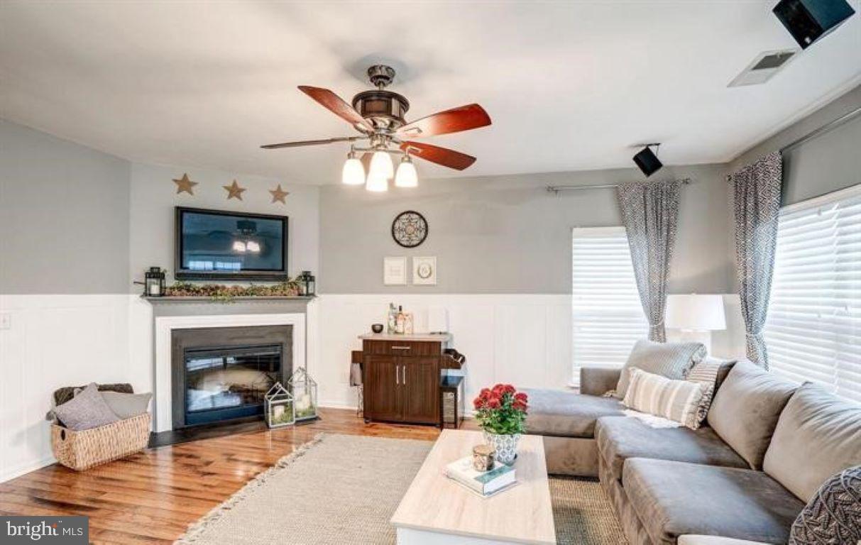 BRAMBLETON - Residential