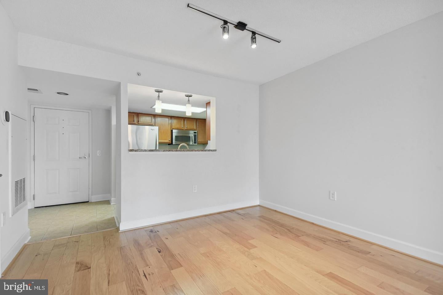 11800 SUNSET HILLS ROAD 512