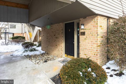 Townhouse For Sale - 307 Meadowview Ct<br/> LINDENWOLD, NJ 08021