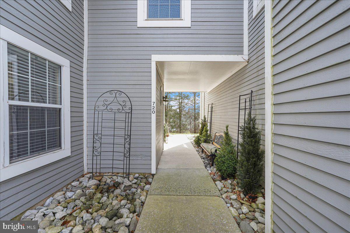 722 BRADFORD TERRACE