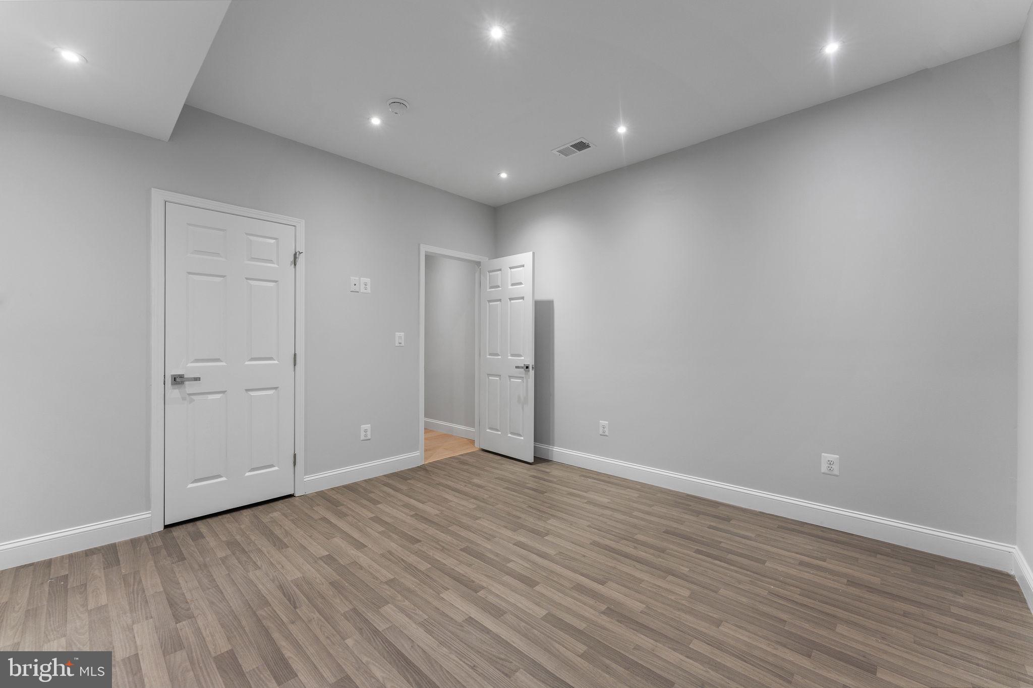 RUNNING BROOK ESTATES - Residential