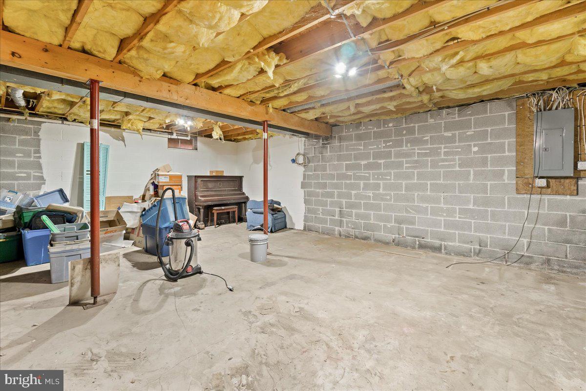 HILL-N-DALE ACRES - Residential