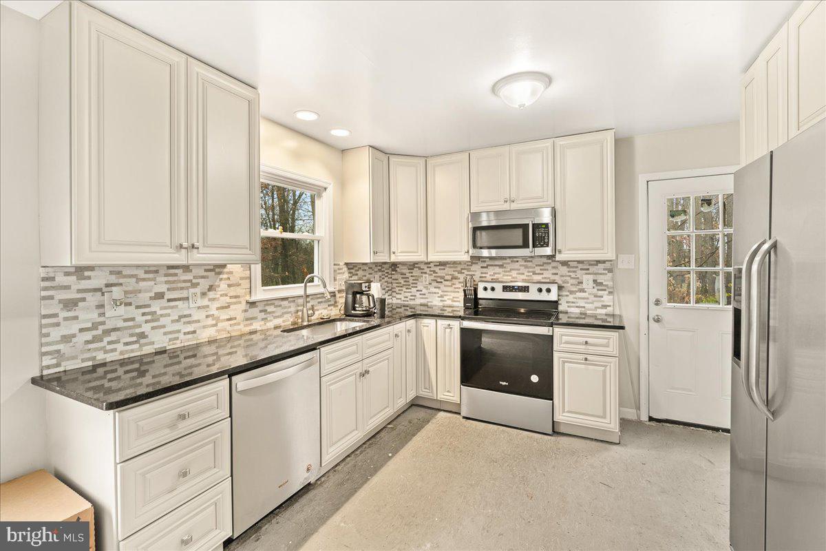 HILL-N-DALE ACRES - Residential