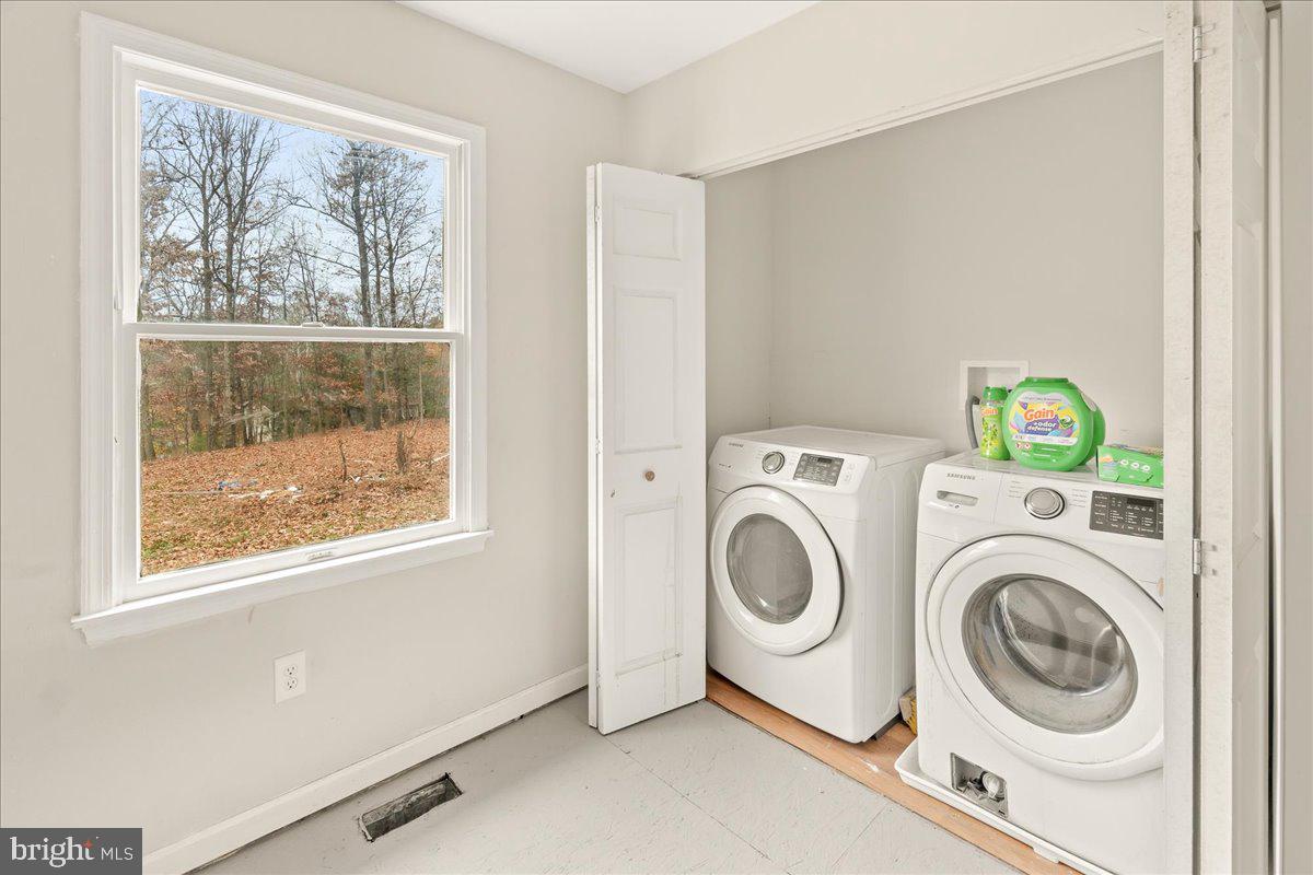 HILL-N-DALE ACRES - Residential