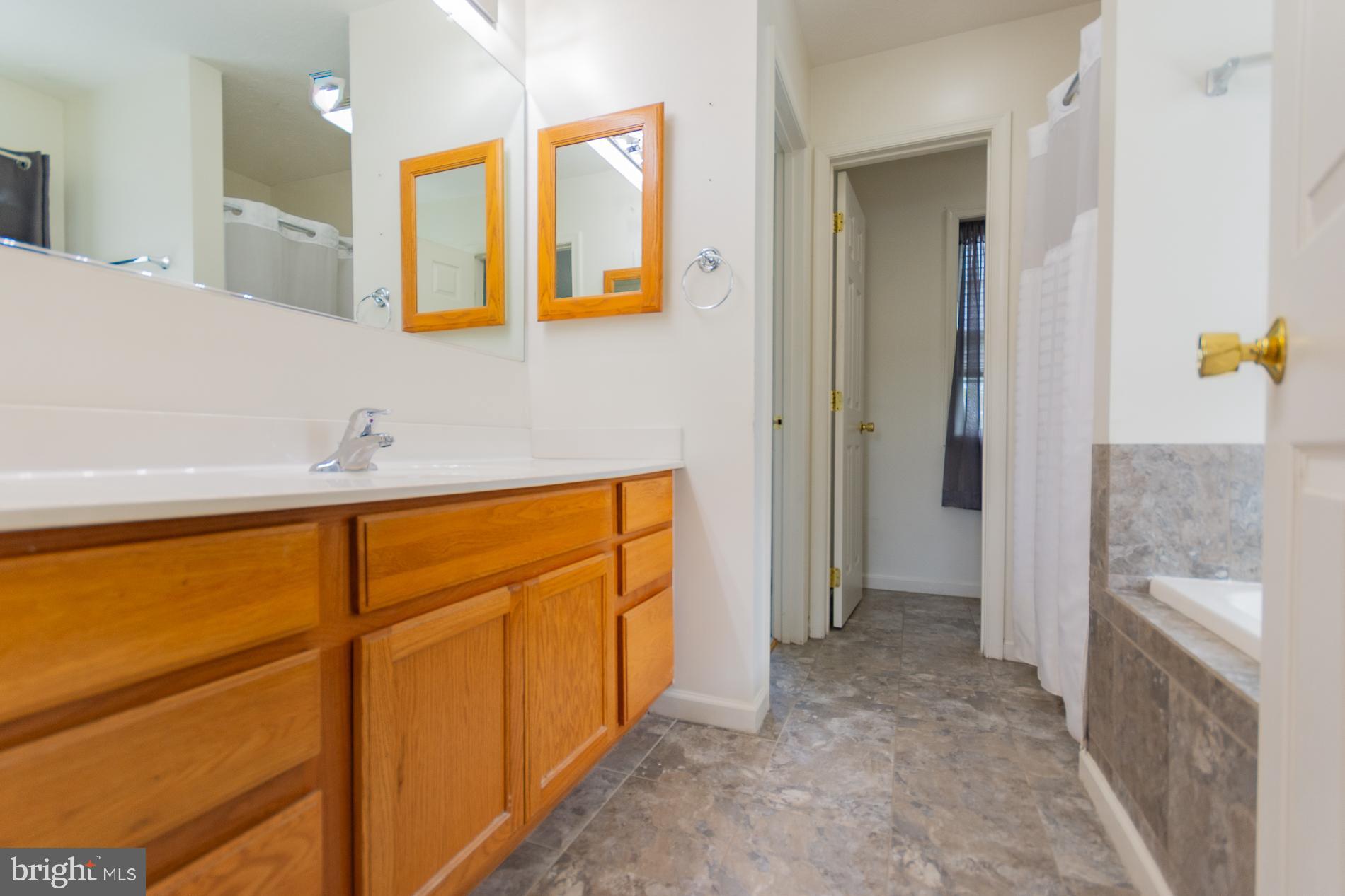 BUTLERS BRIDGE - Residential