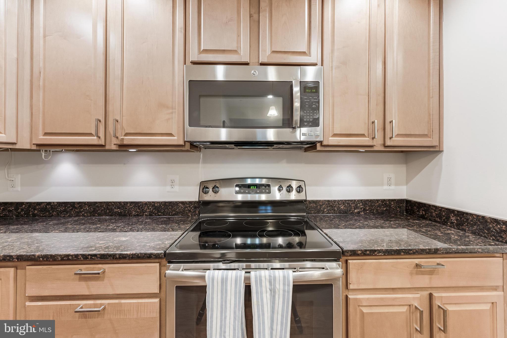 HEATHCOTE COMMONS CONDOMINIUMS - Residential