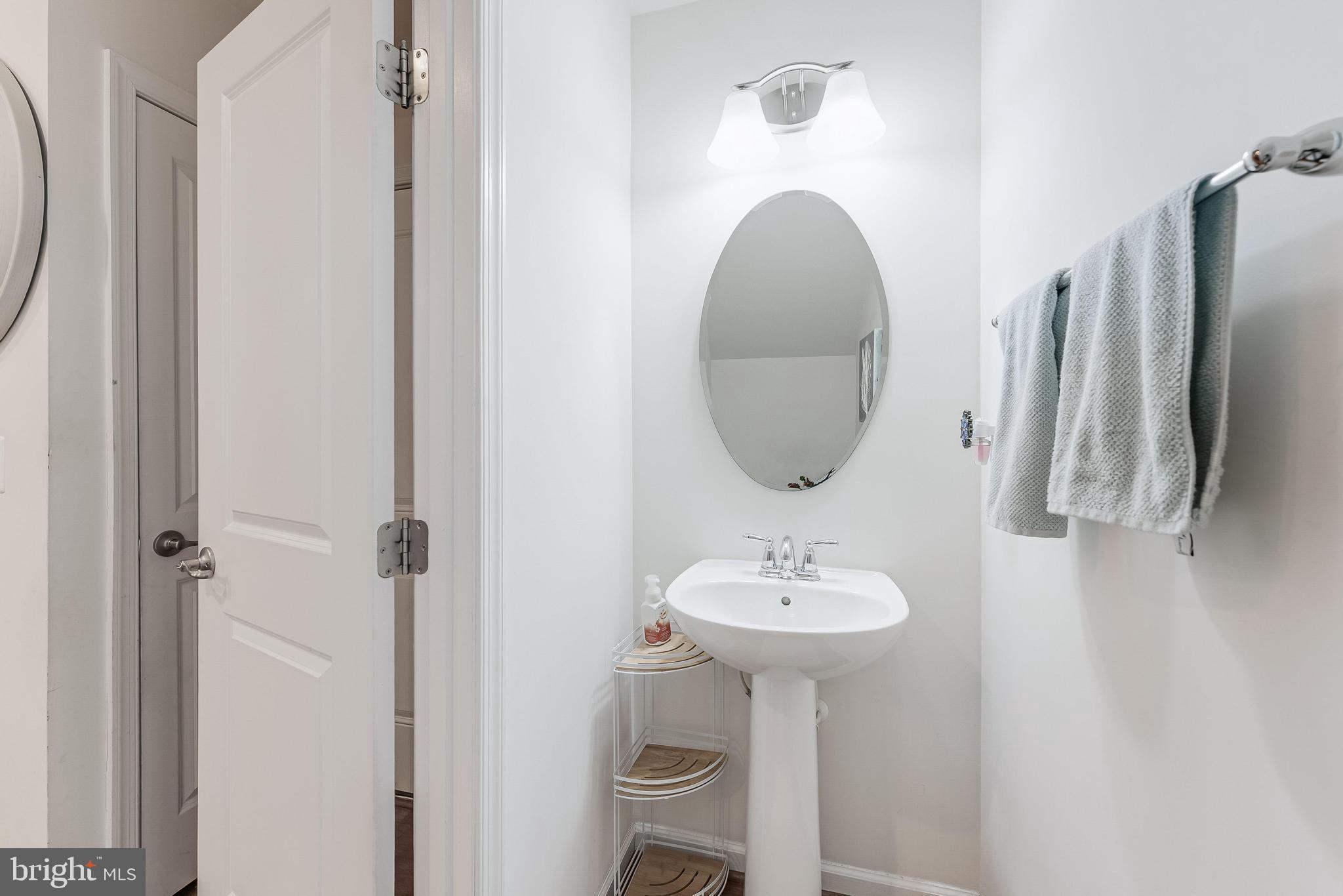 HEATHCOTE COMMONS CONDOMINIUMS - Residential