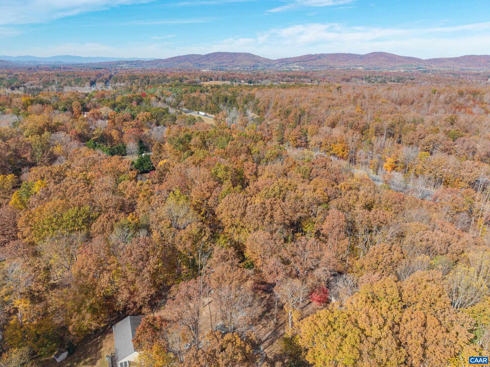 MECHUNK ACRES - Residential