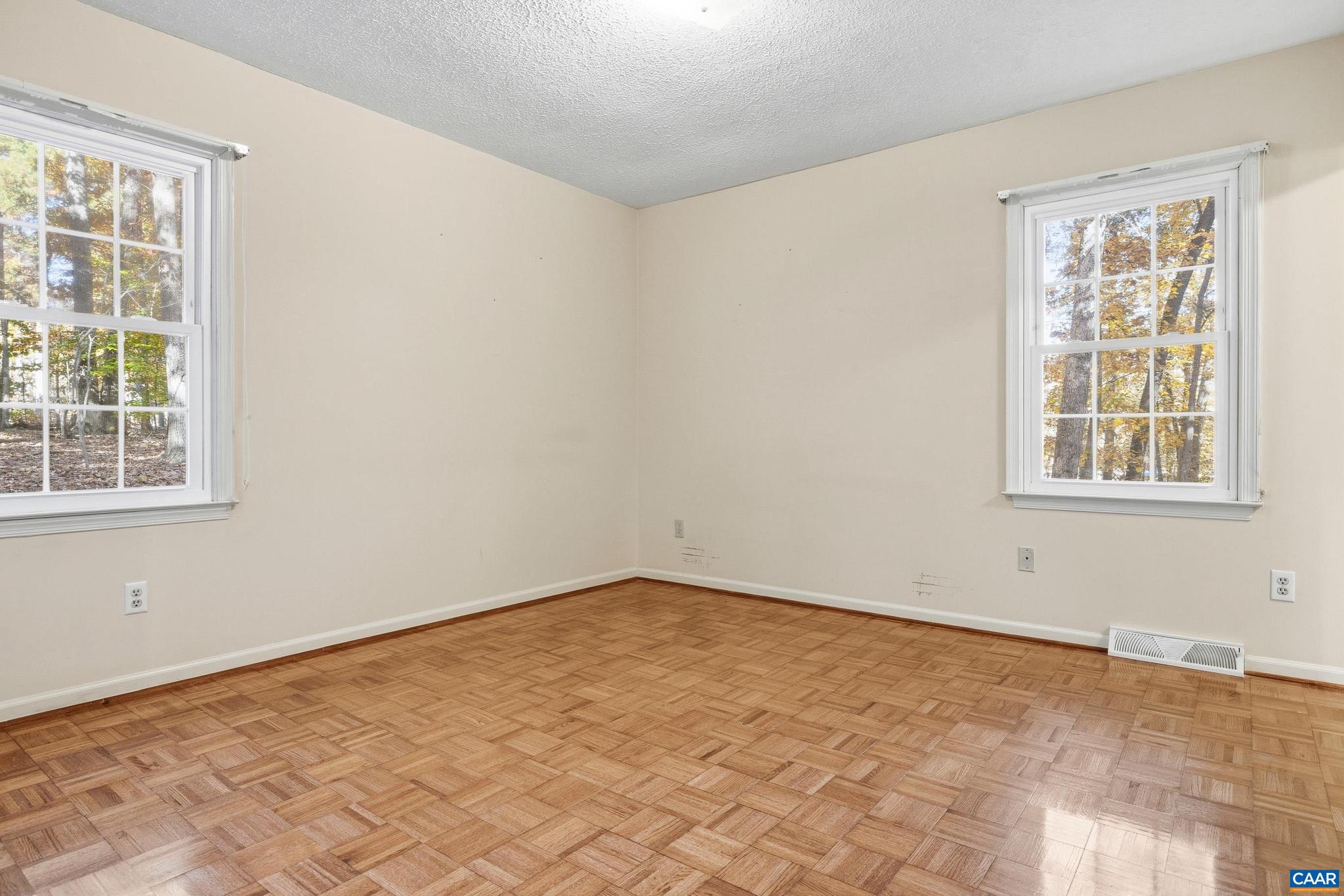 MECHUNK ACRES - Residential