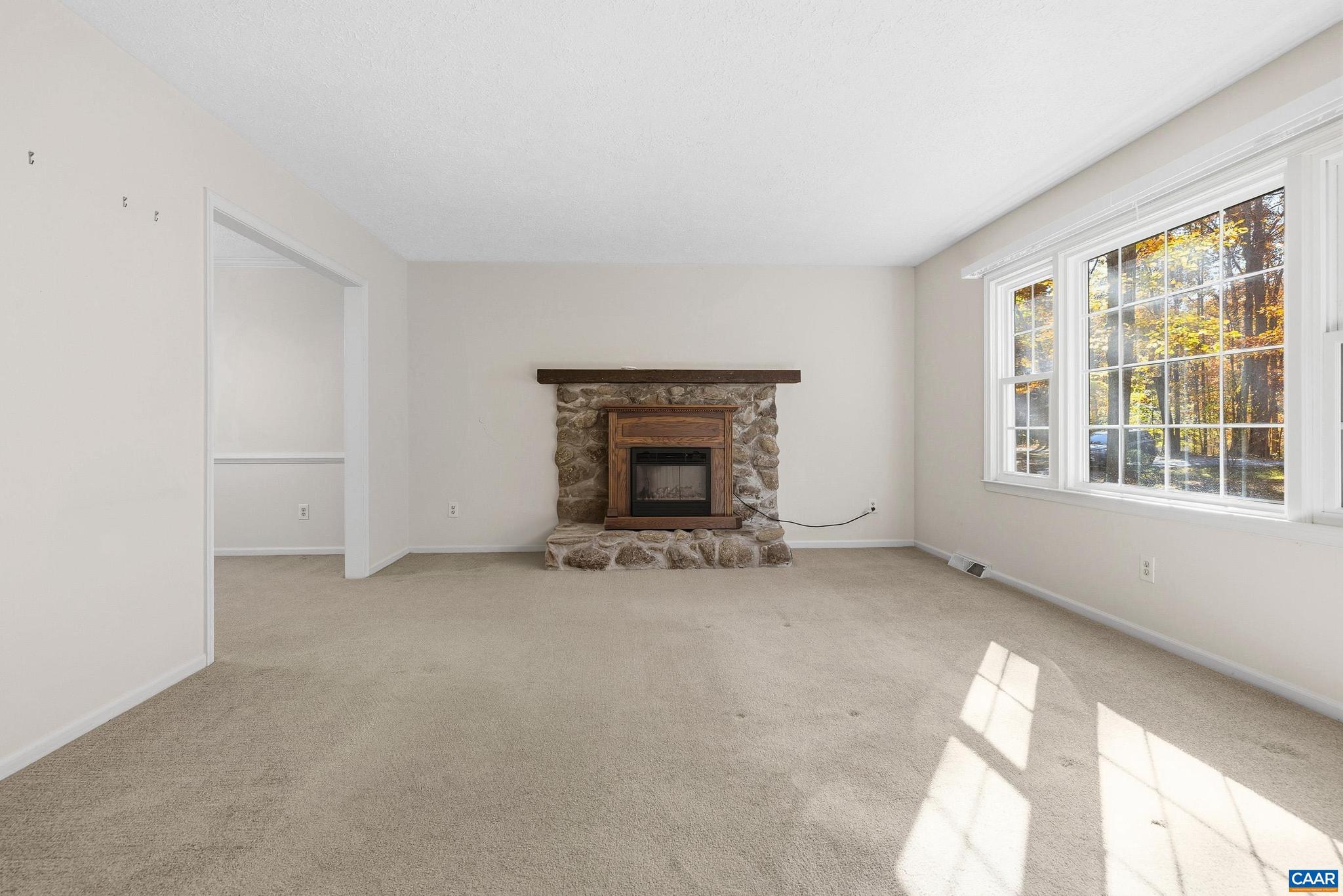 MECHUNK ACRES - Residential