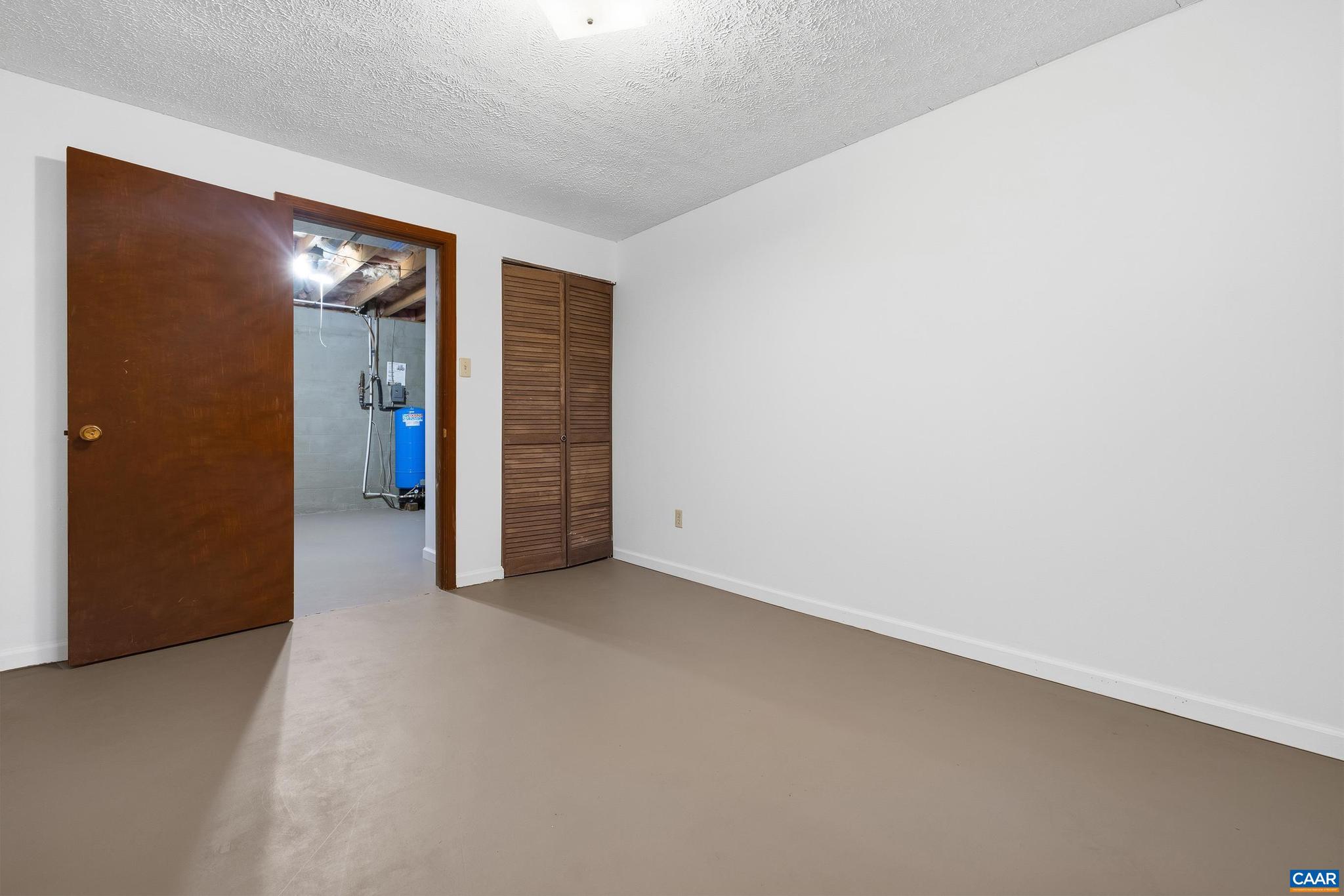 MECHUNK ACRES - Residential