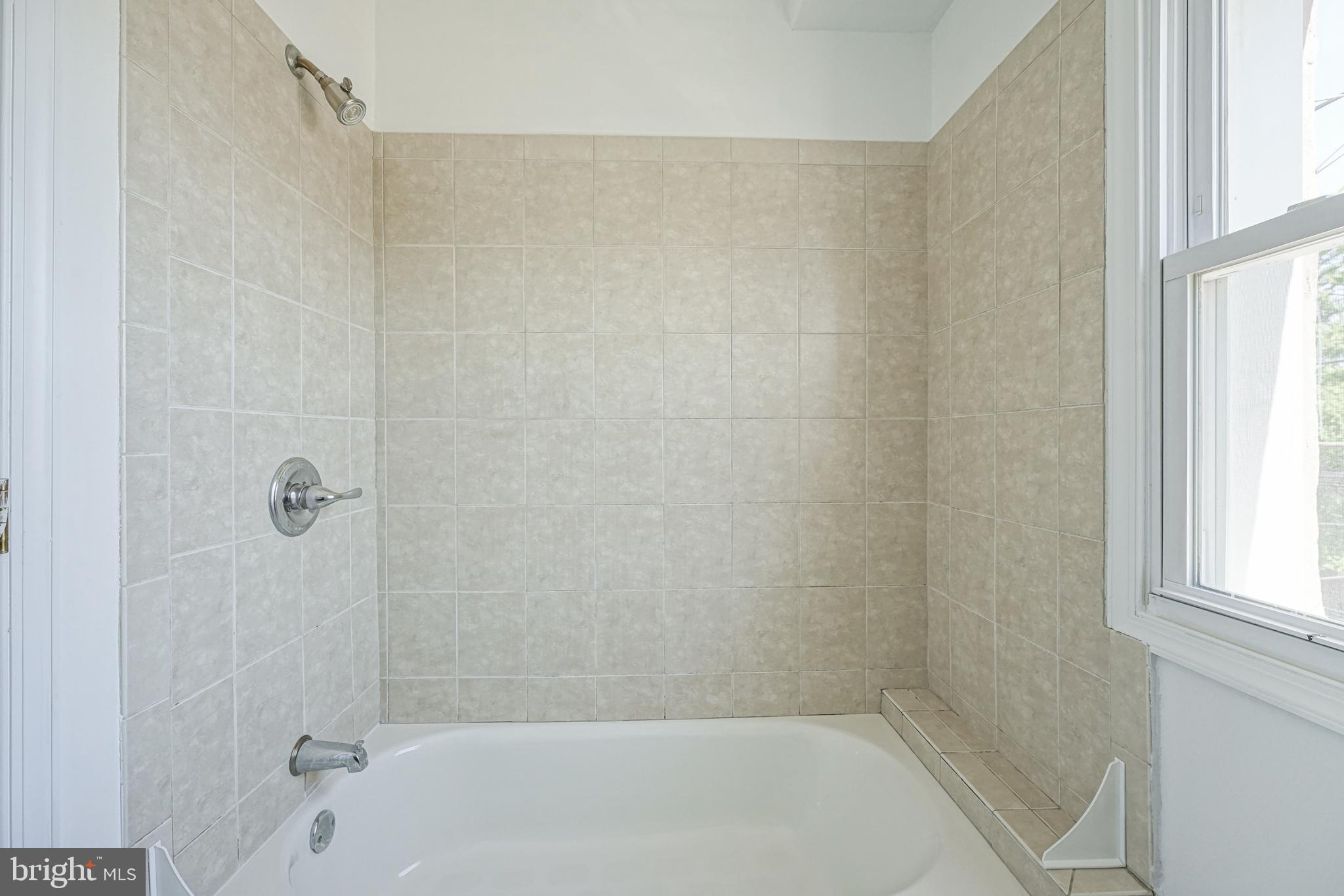 FISHTOWN - Residential Lease