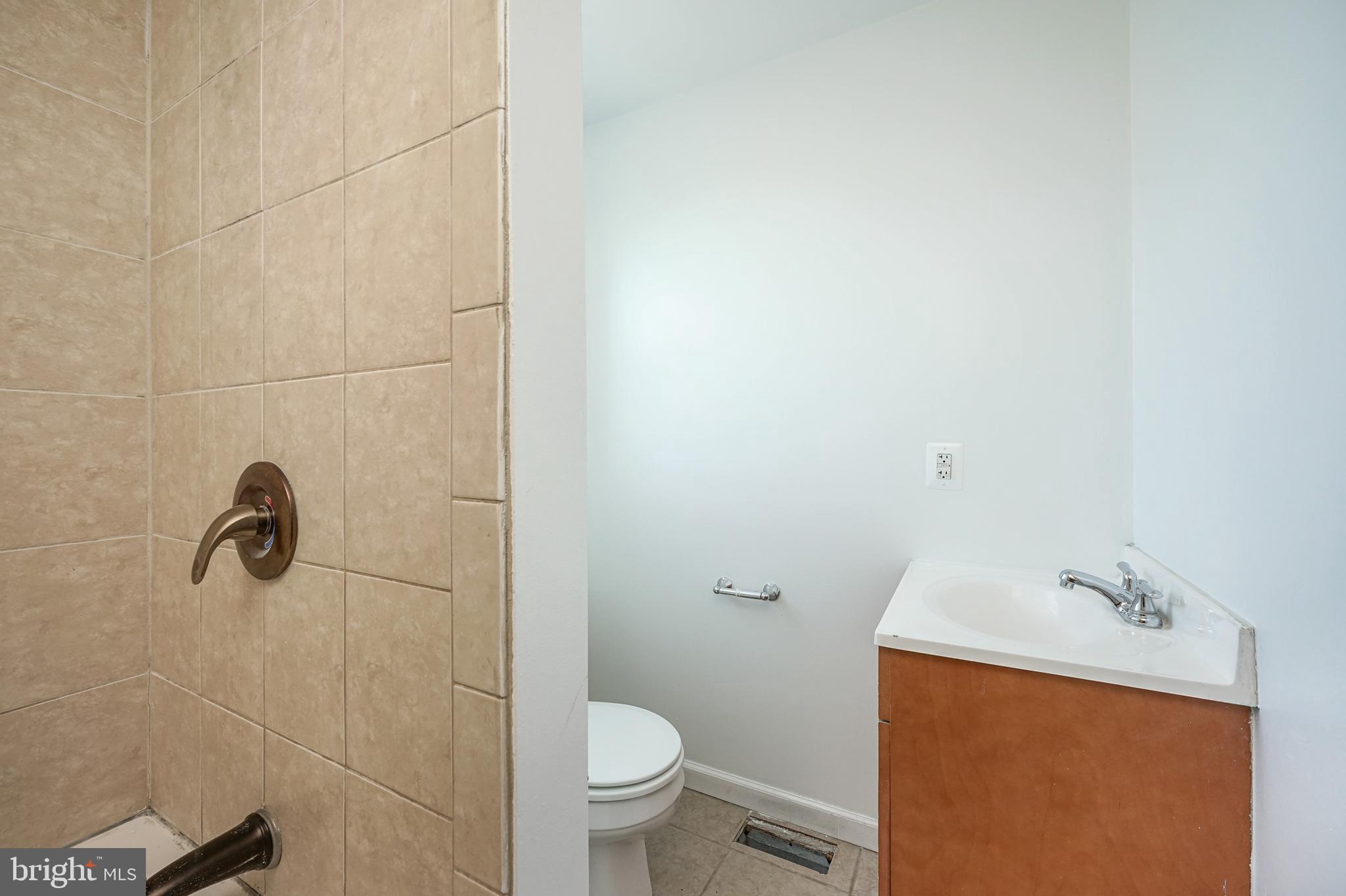 FISHTOWN - Residential Lease