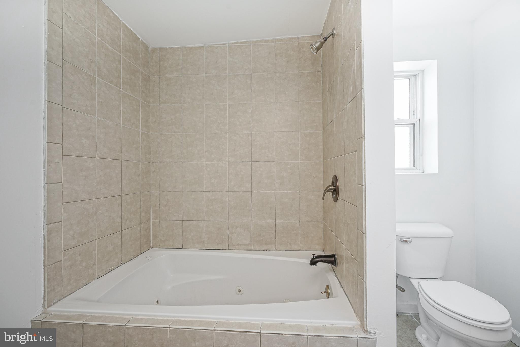 FISHTOWN - Residential Lease