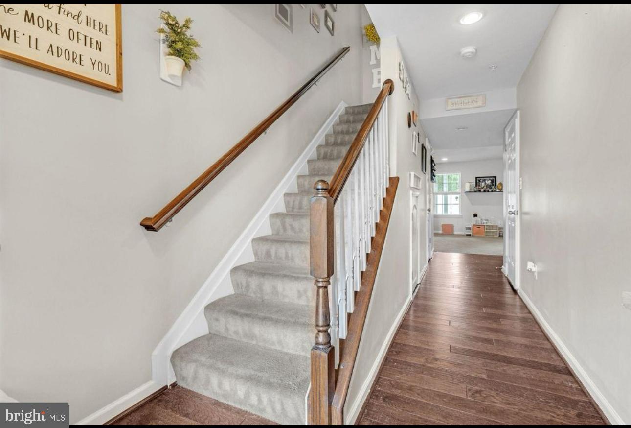 TANYARD SPRINGS - Residential Lease