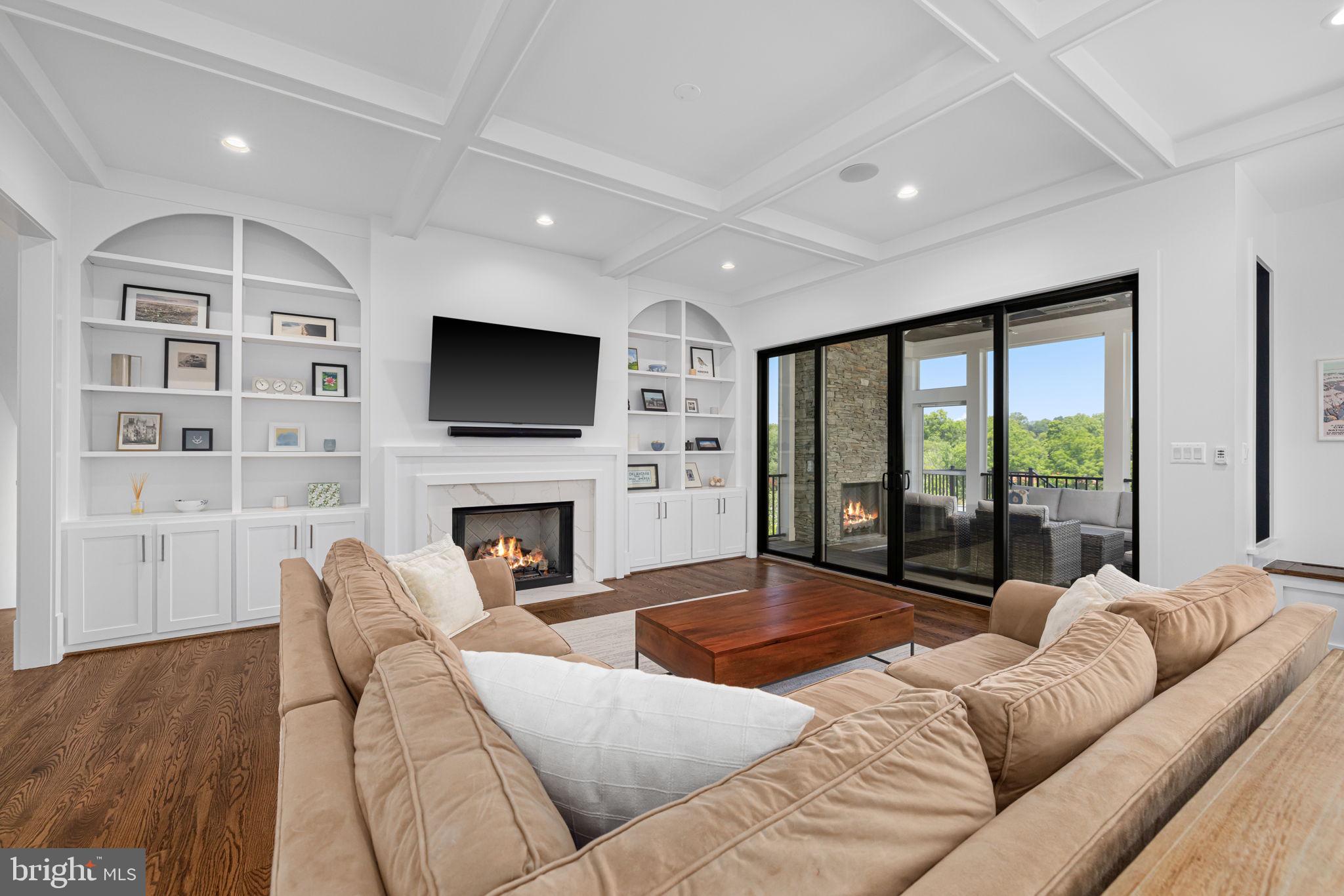 ROCK SPRING - Residential