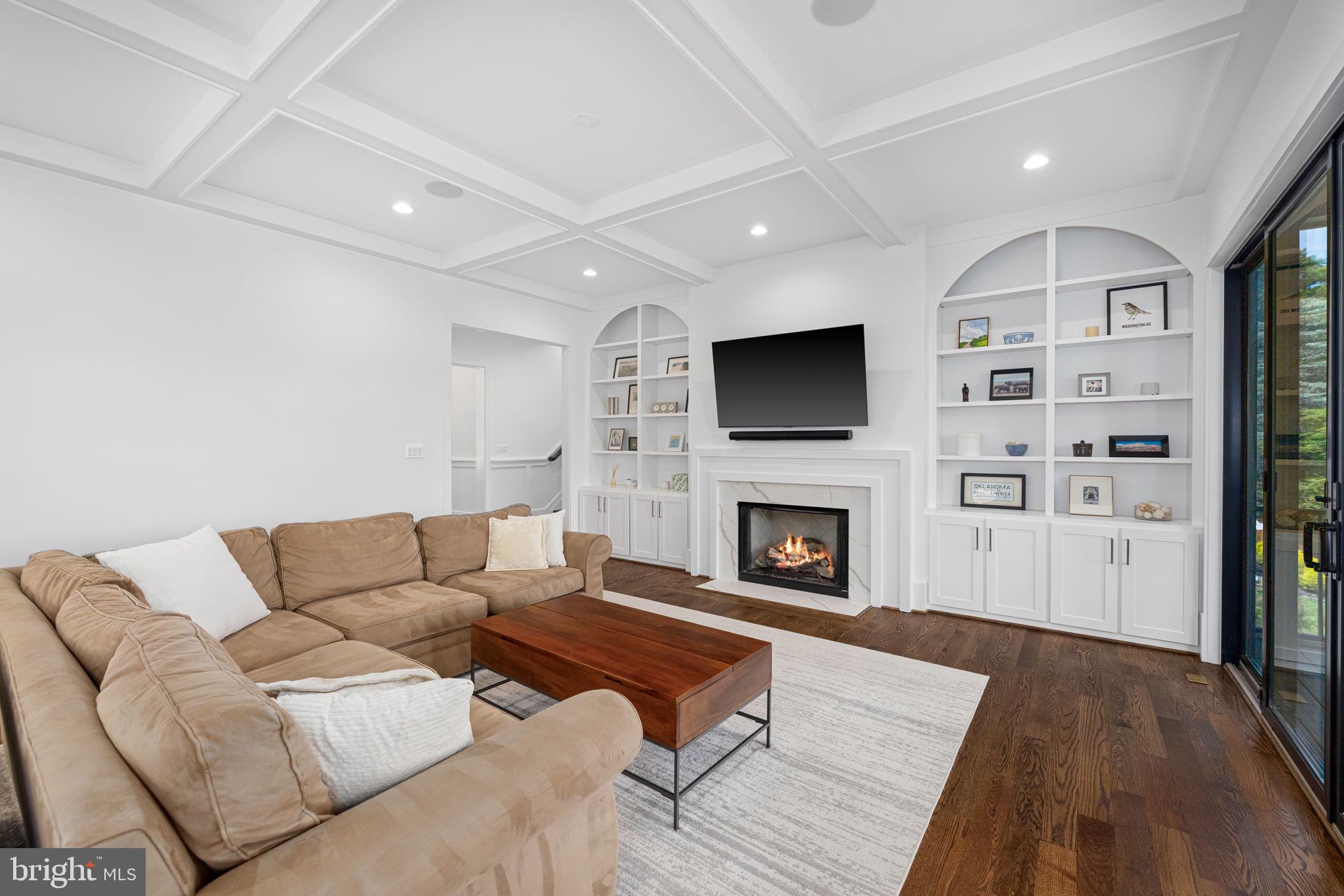 ROCK SPRING - Residential