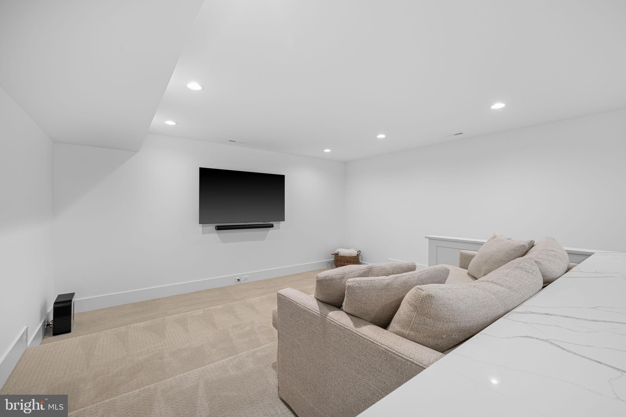 ROCK SPRING - Residential