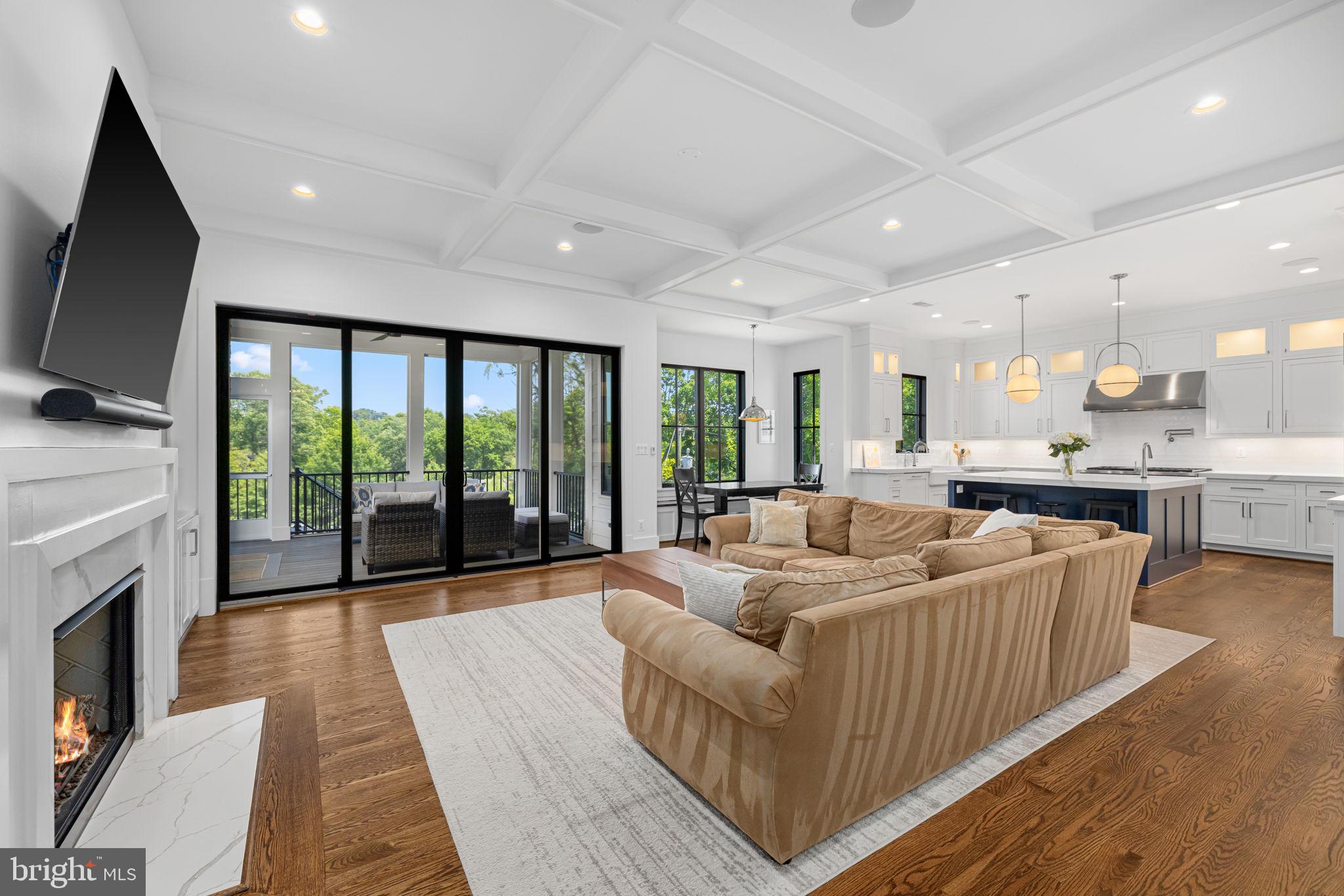 ROCK SPRING - Residential