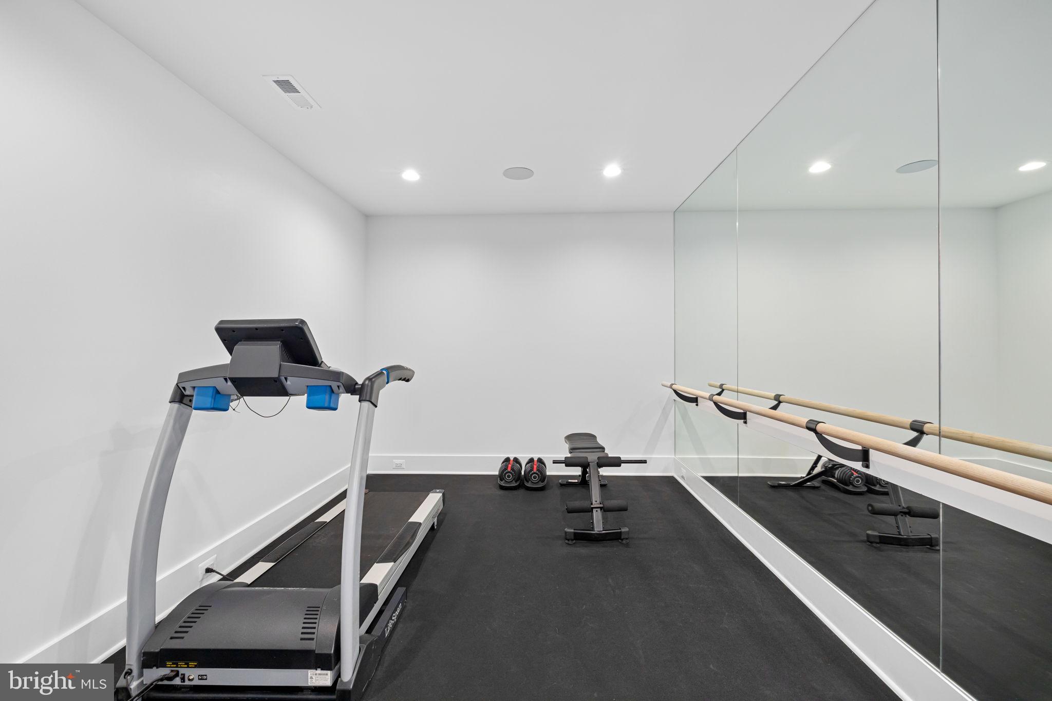 ROCK SPRING - Residential