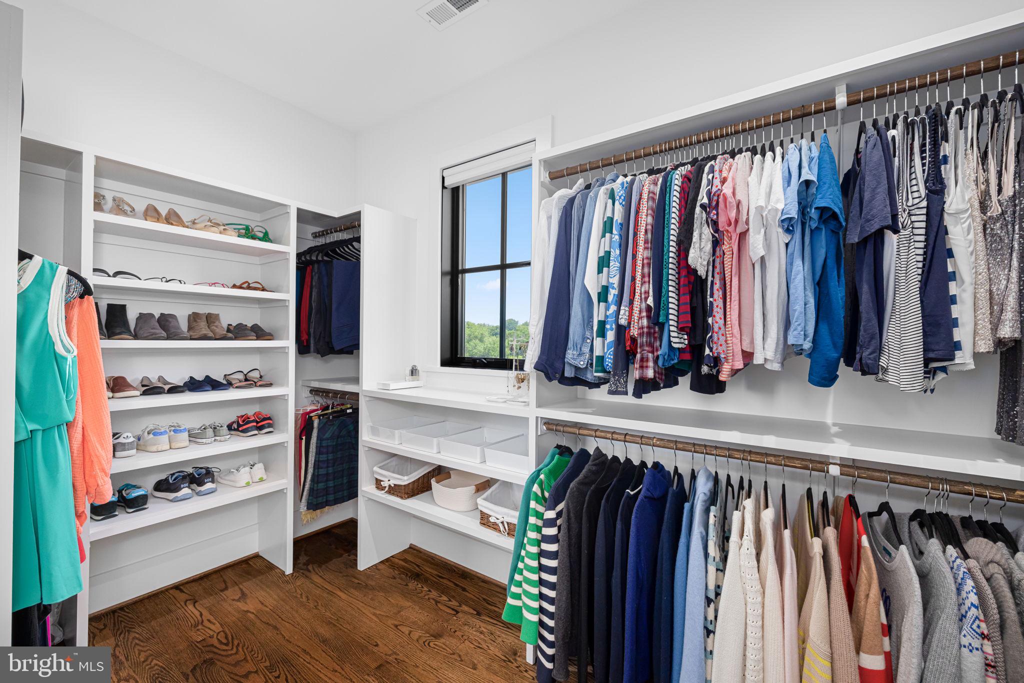 ROCK SPRING - Residential