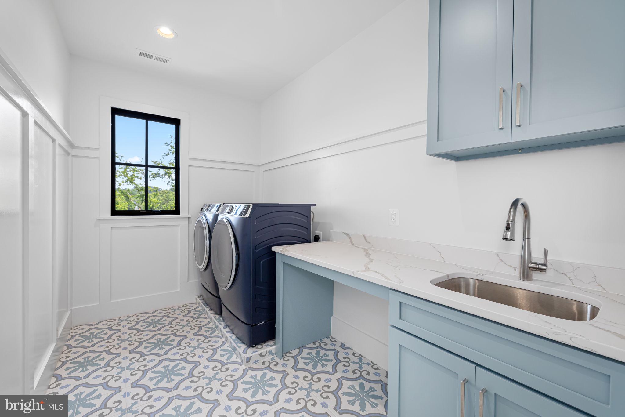 ROCK SPRING - Residential