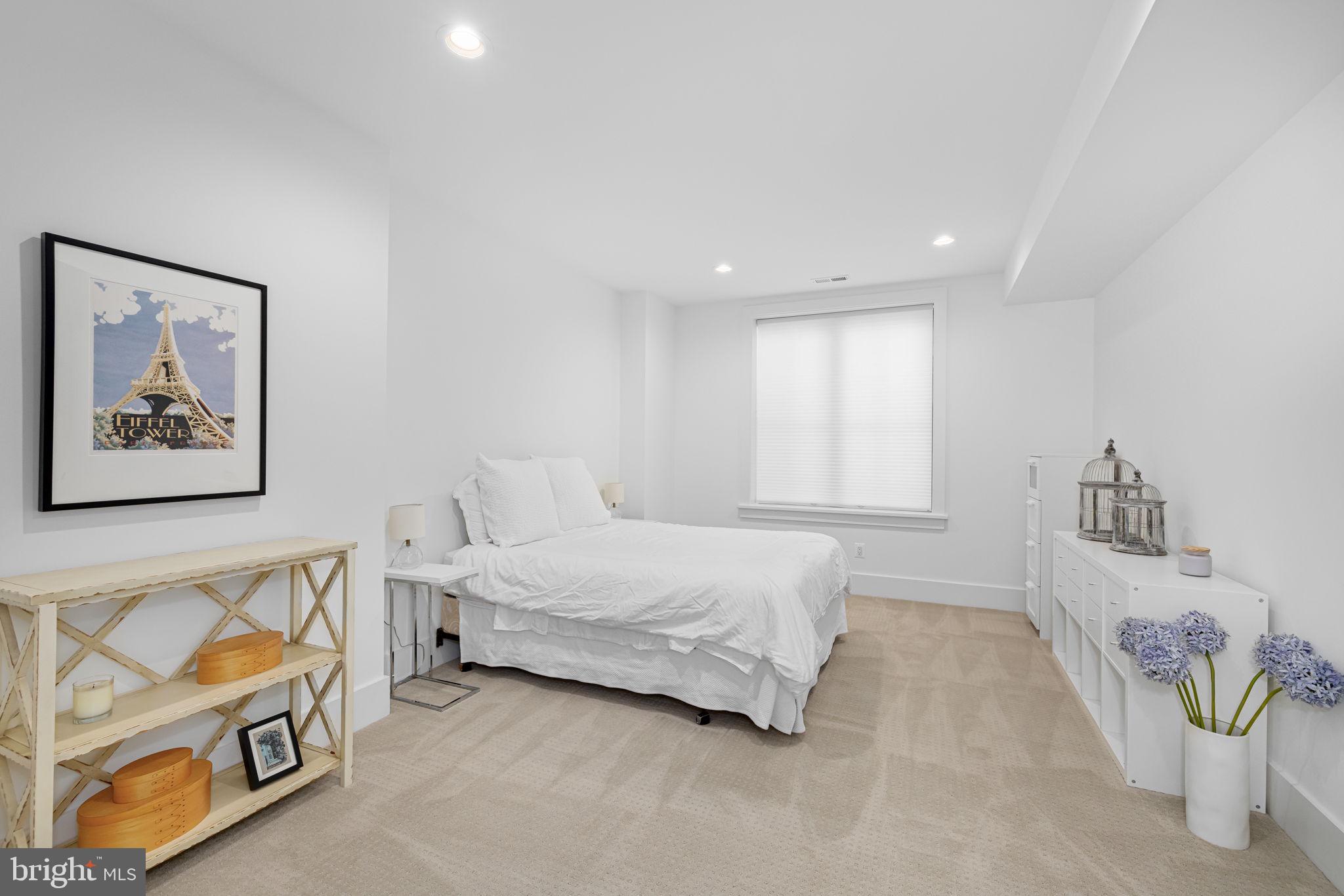 ROCK SPRING - Residential