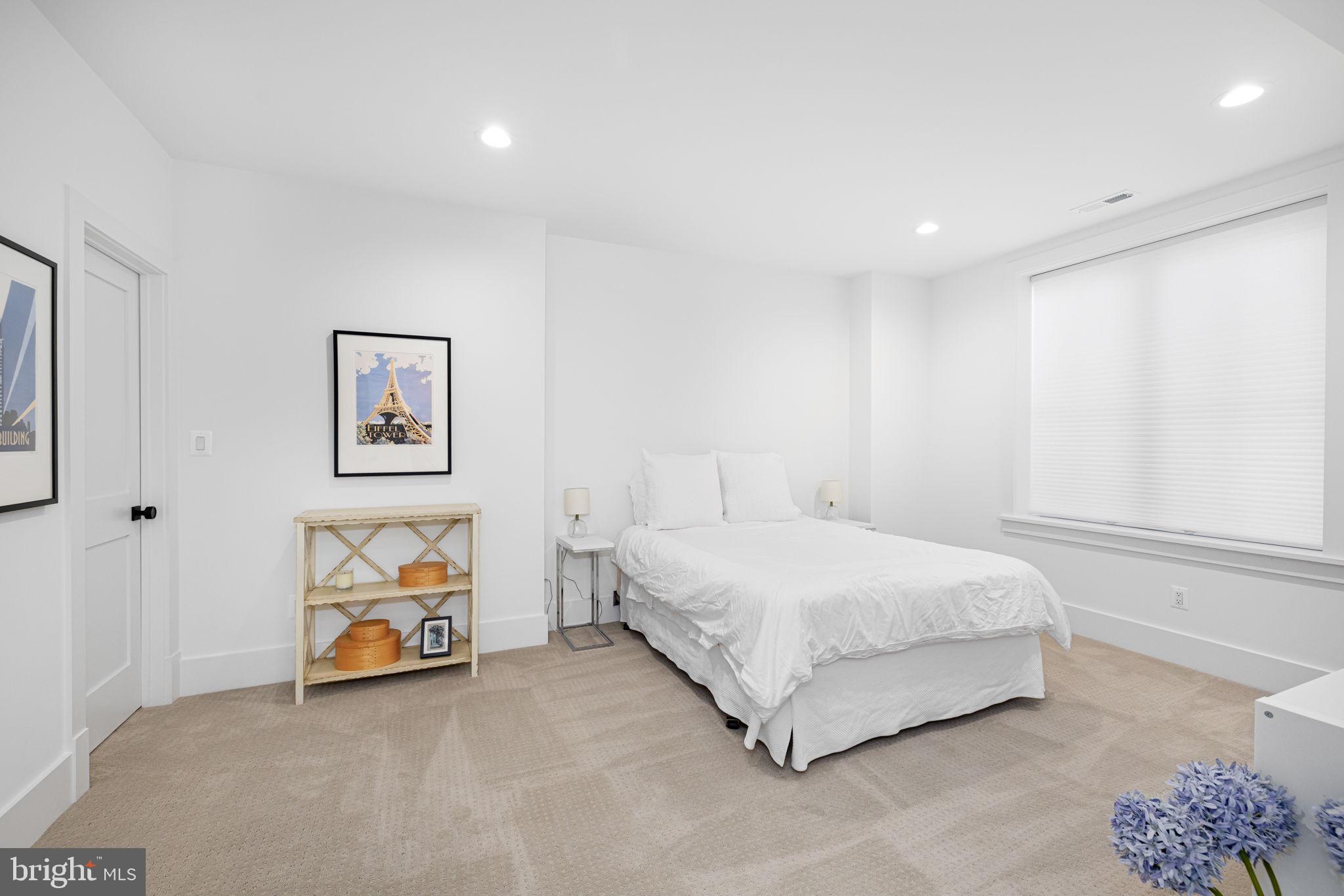 ROCK SPRING - Residential