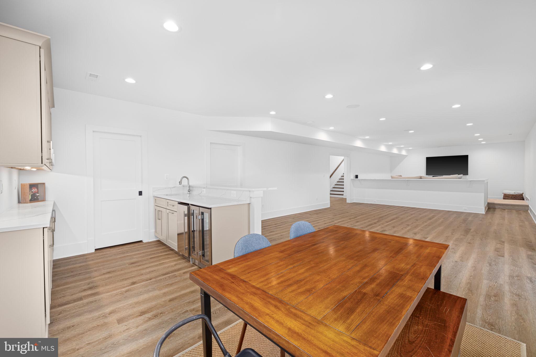 ROCK SPRING - Residential