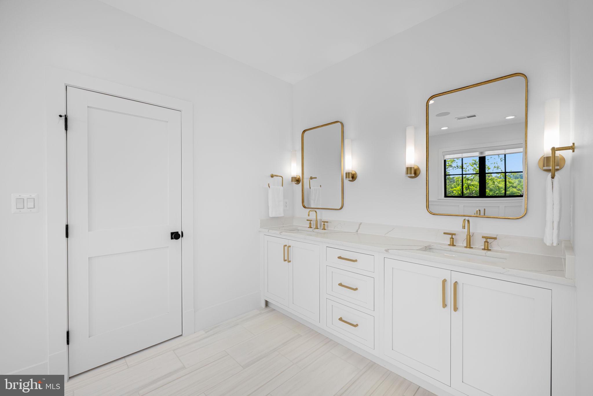 ROCK SPRING - Residential