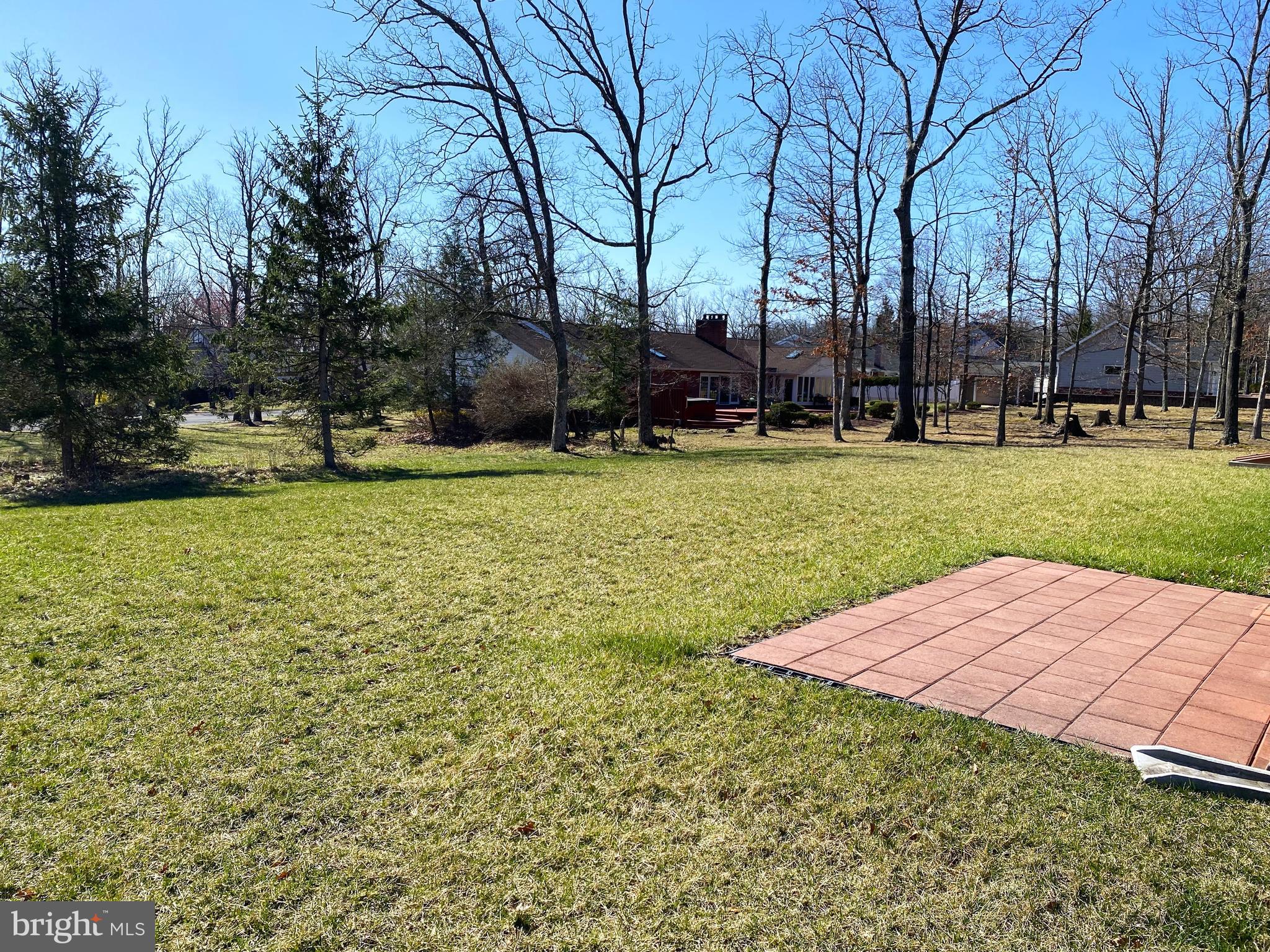 WOODLAND - Residential