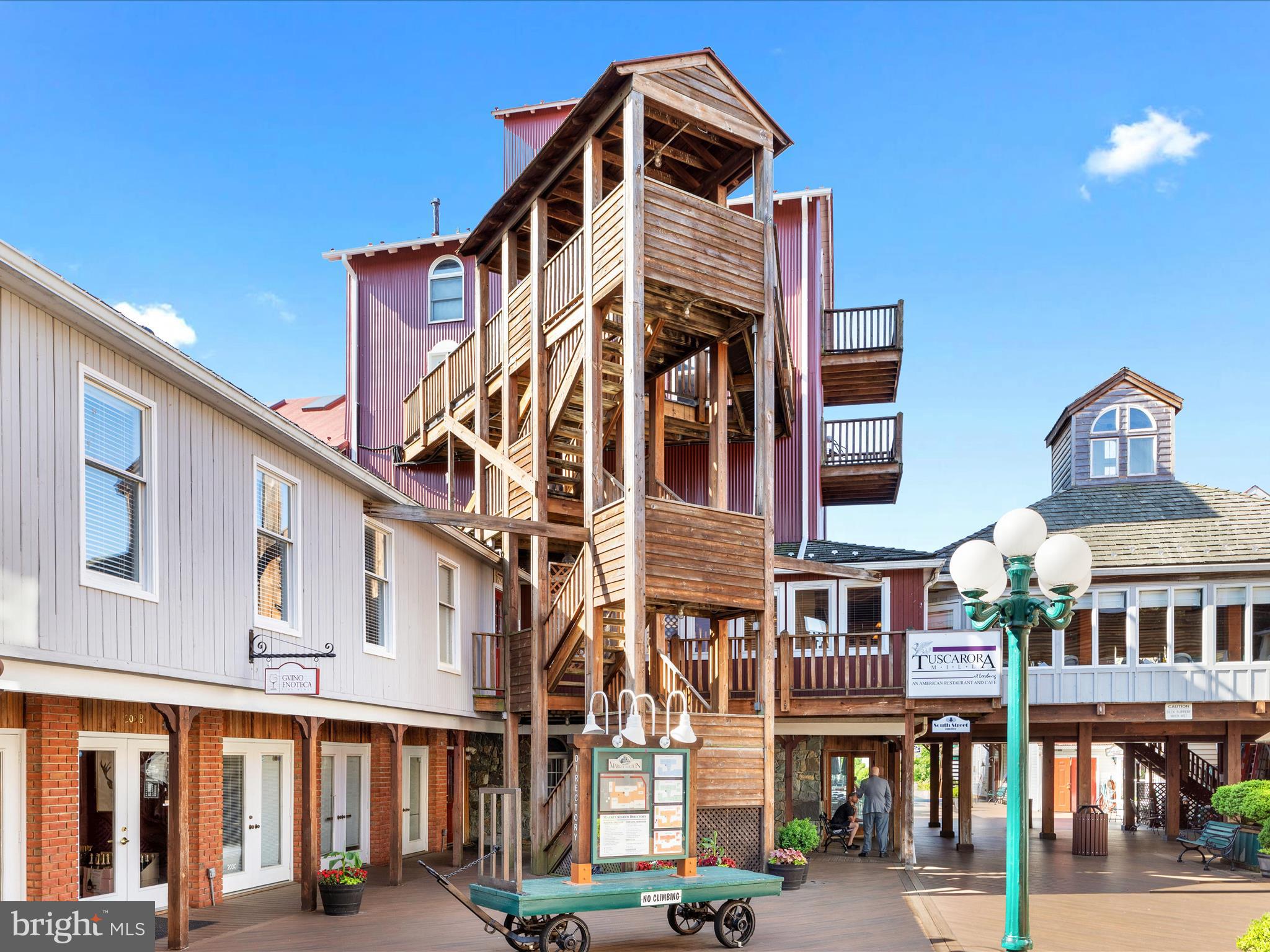 OLD WATERFORD KNOLL - Residential