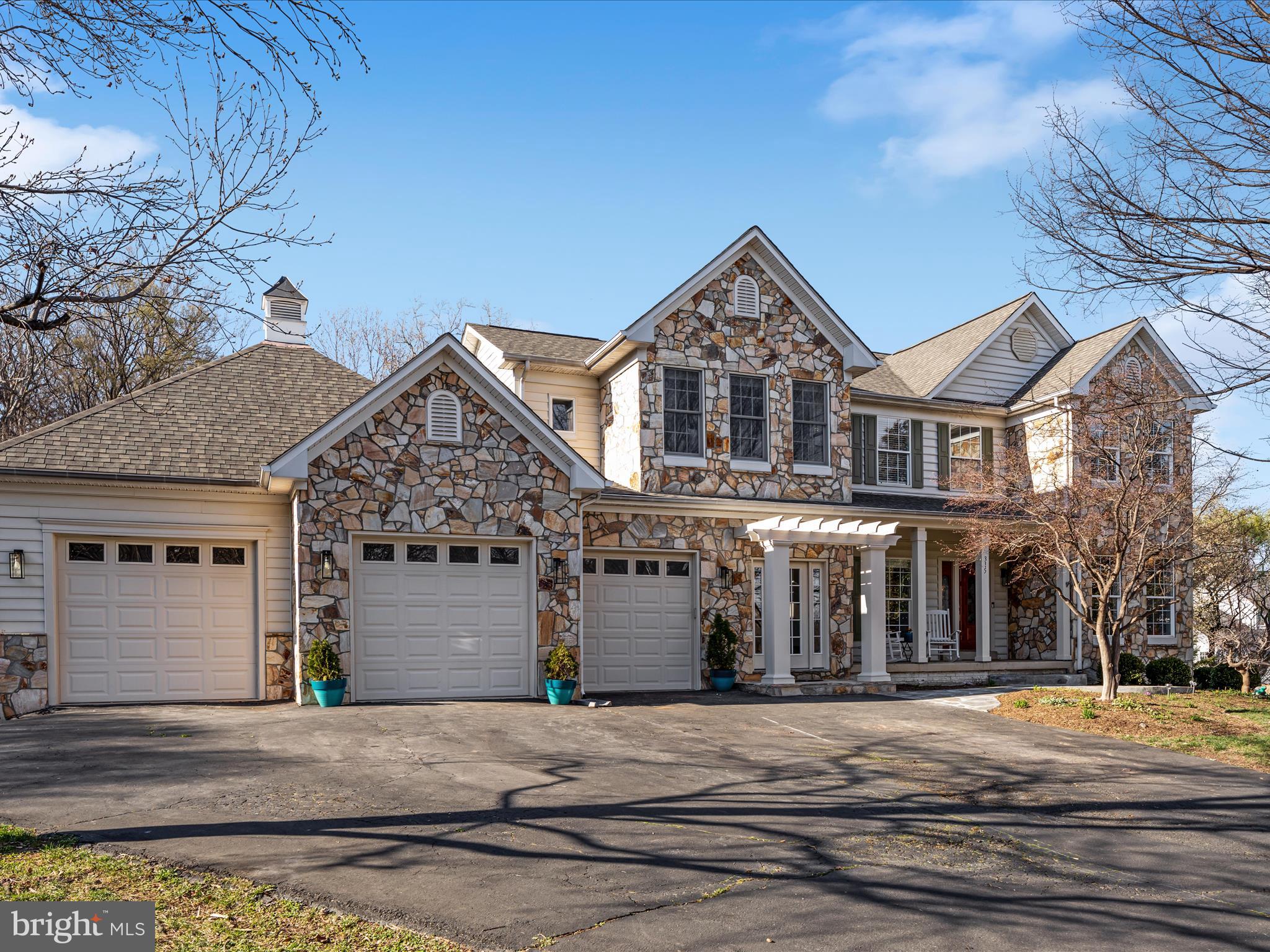 OLD WATERFORD KNOLL - Residential