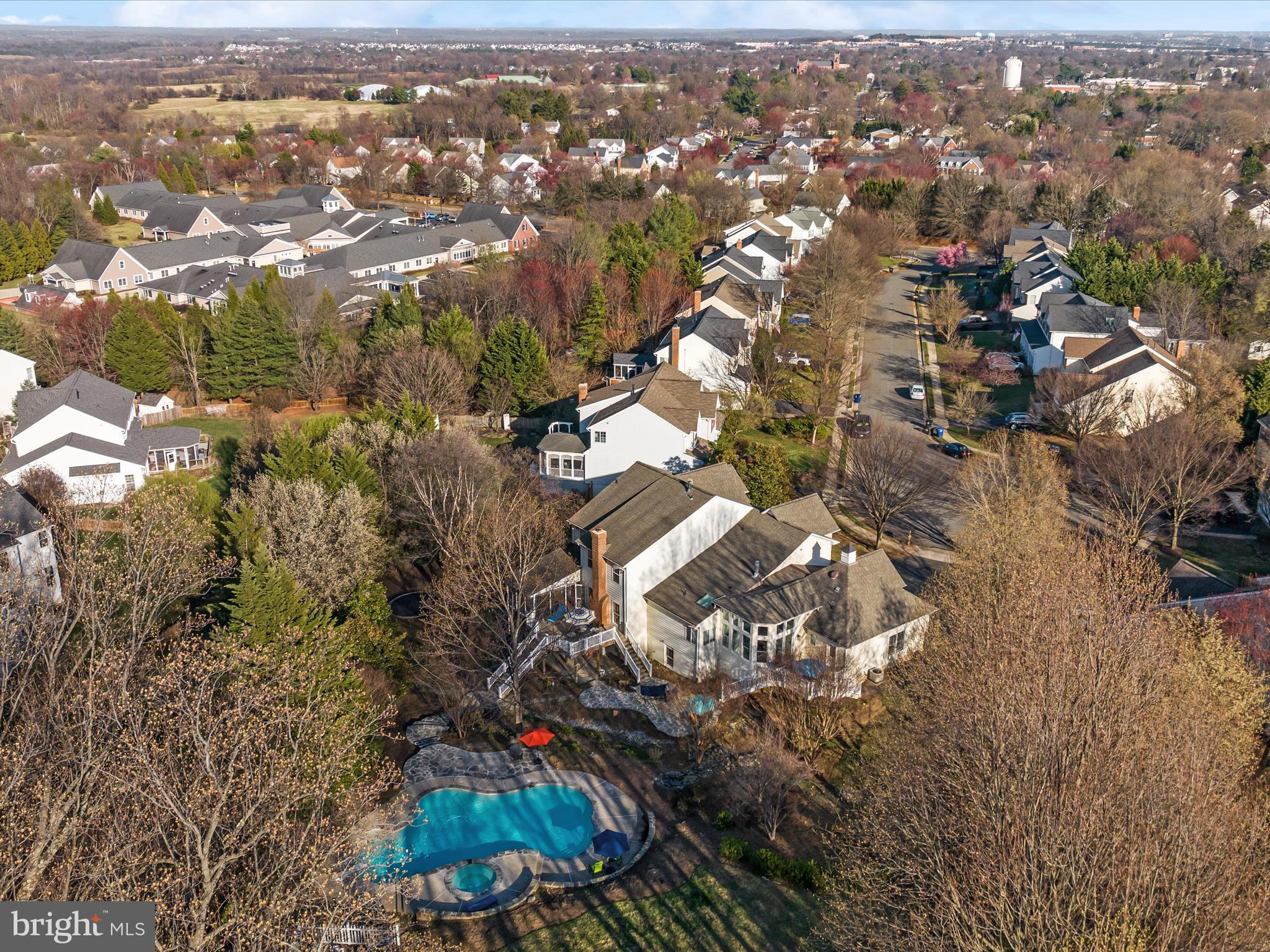 OLD WATERFORD KNOLL - Residential