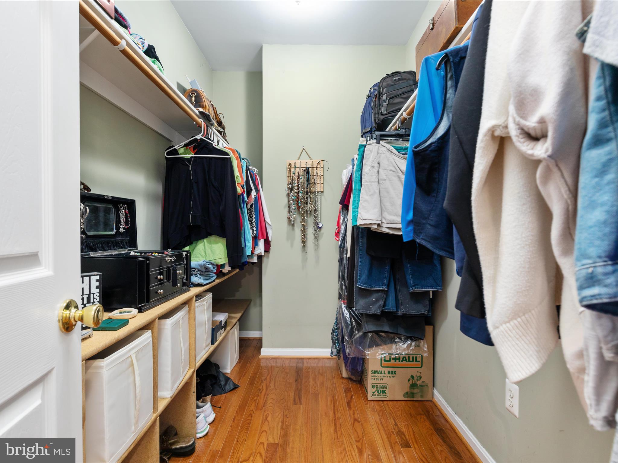 OLD WATERFORD KNOLL - Residential