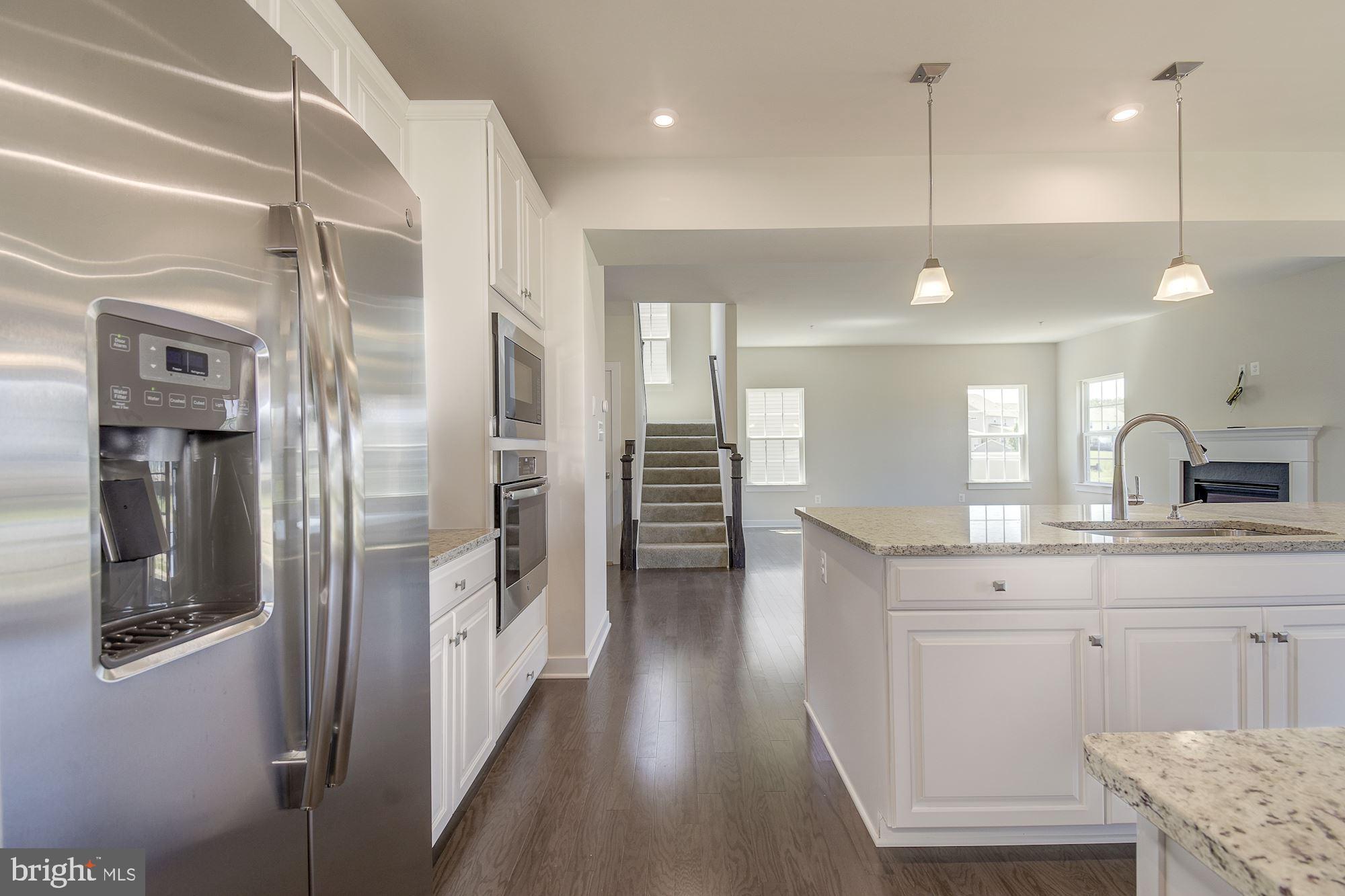 BRENTWOOD - Residential