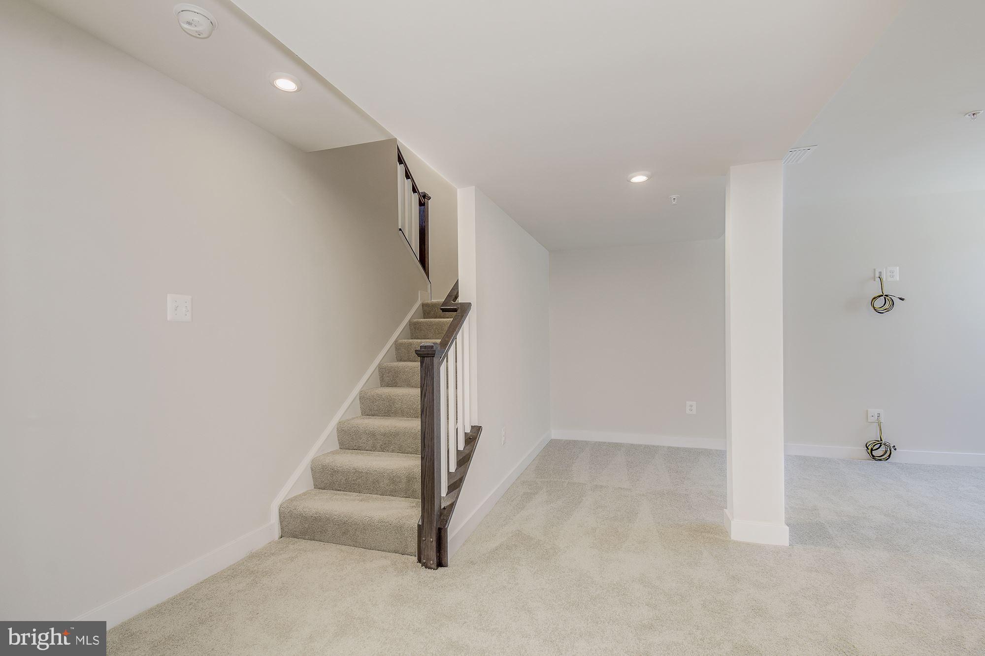 BRENTWOOD - Residential