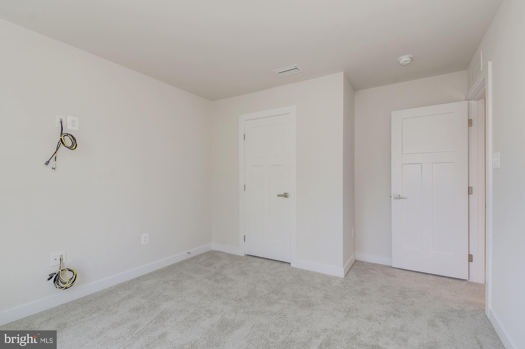 BRENTWOOD - Residential