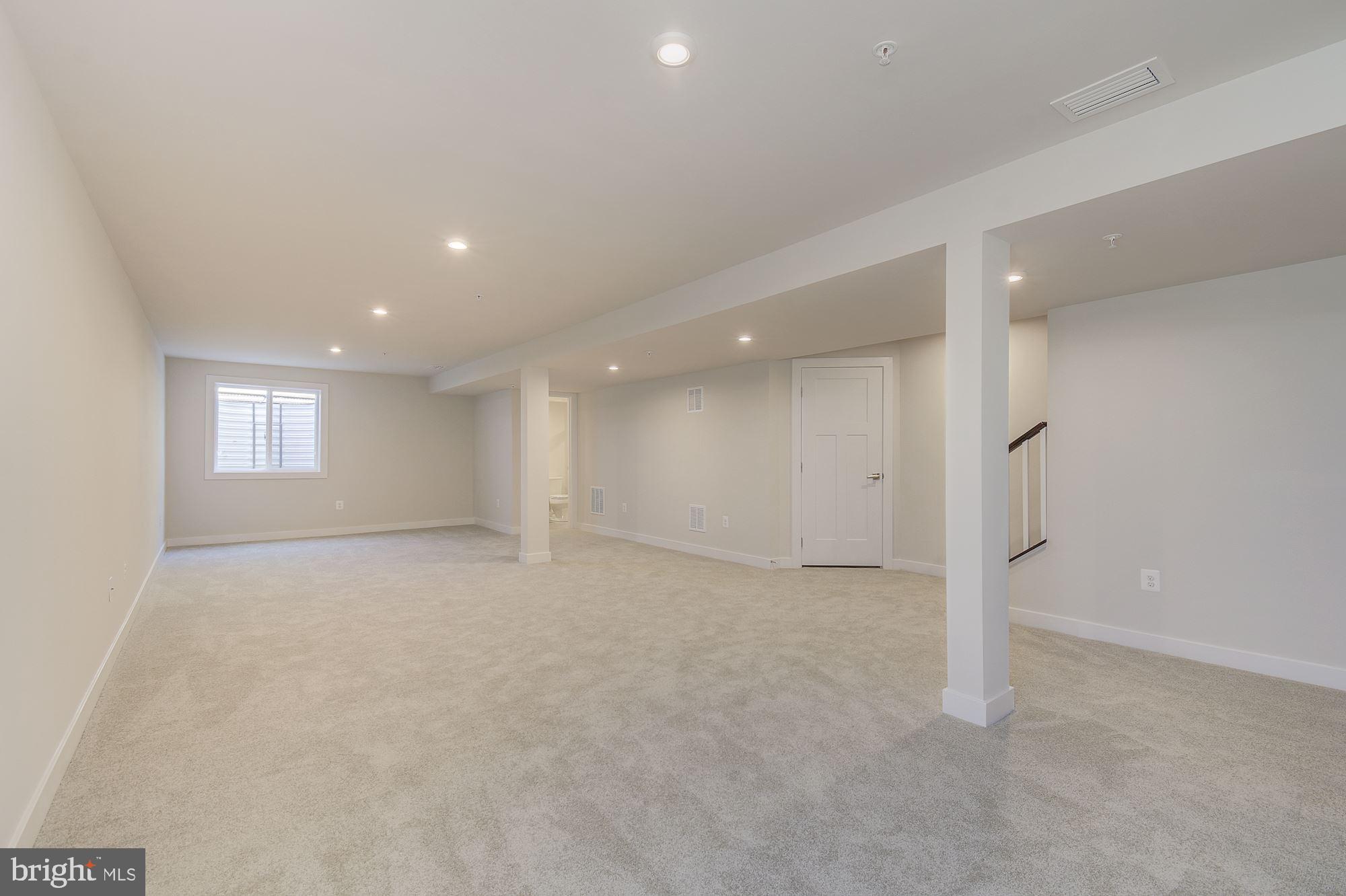 BRENTWOOD - Residential