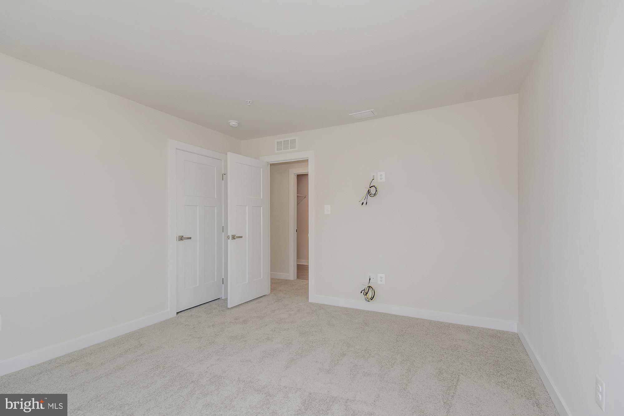 BRENTWOOD - Residential