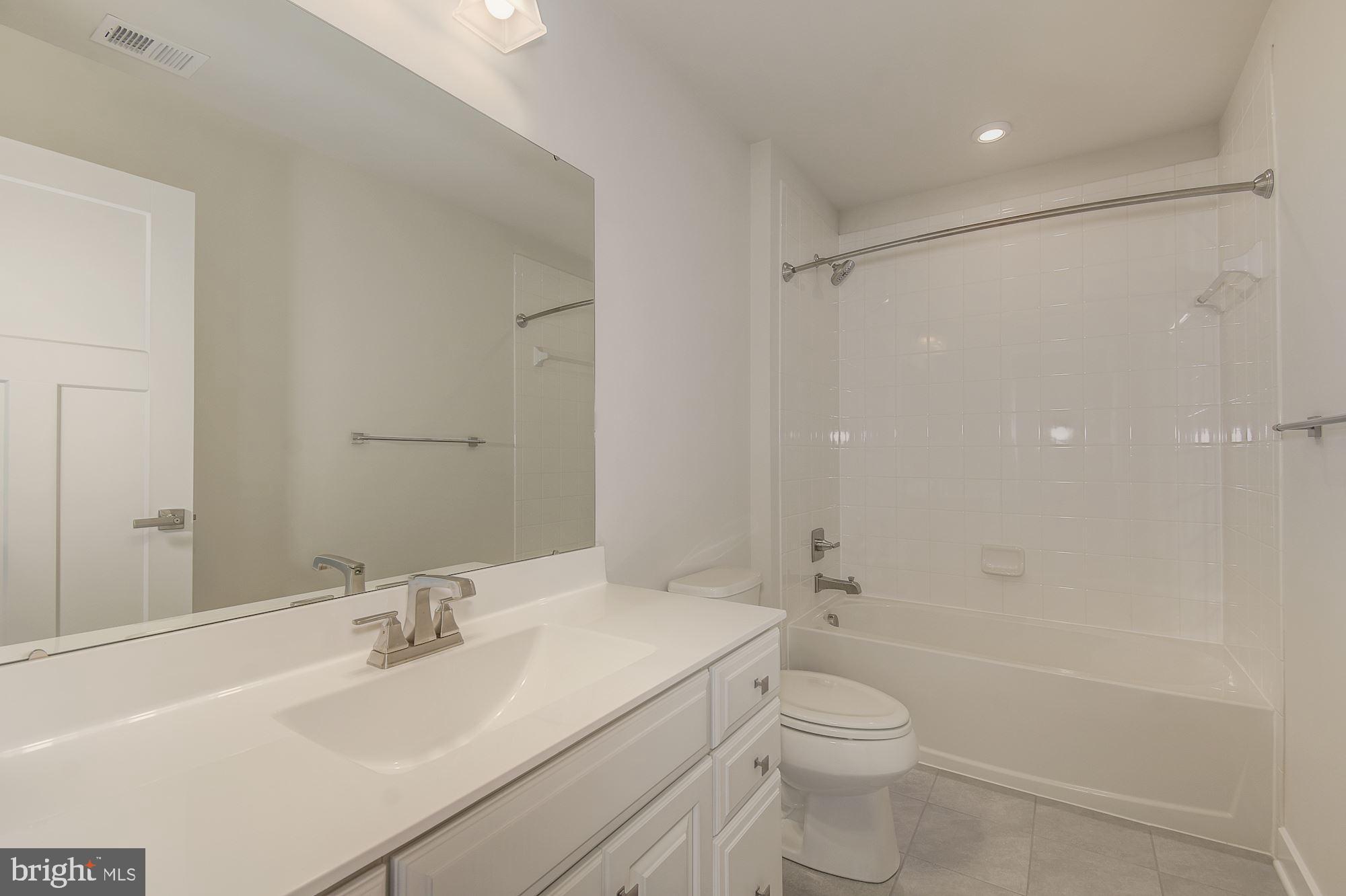 BRENTWOOD - Residential