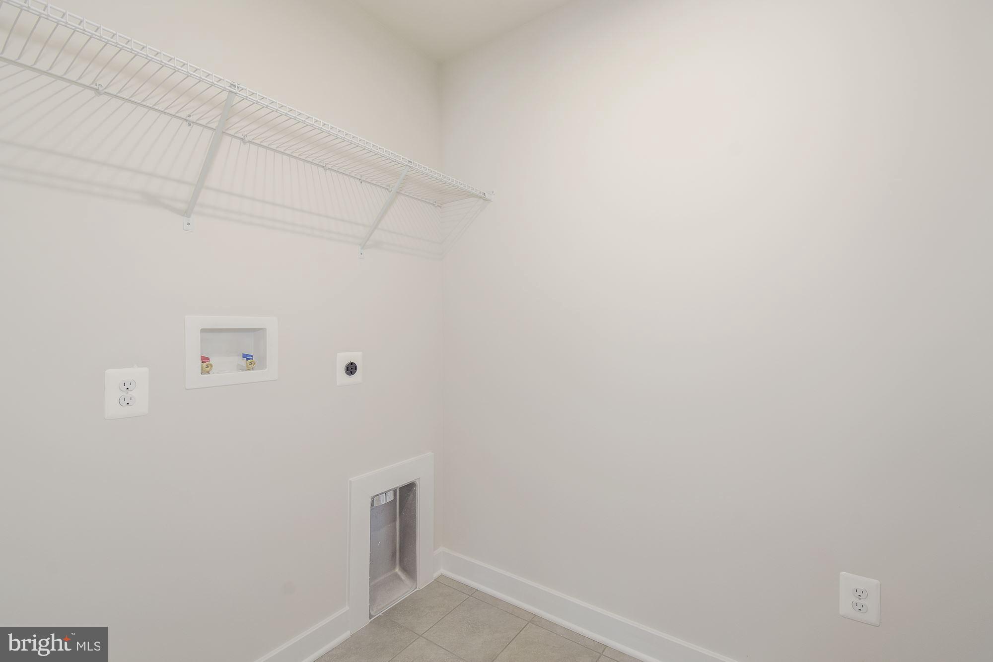 BRENTWOOD - Residential