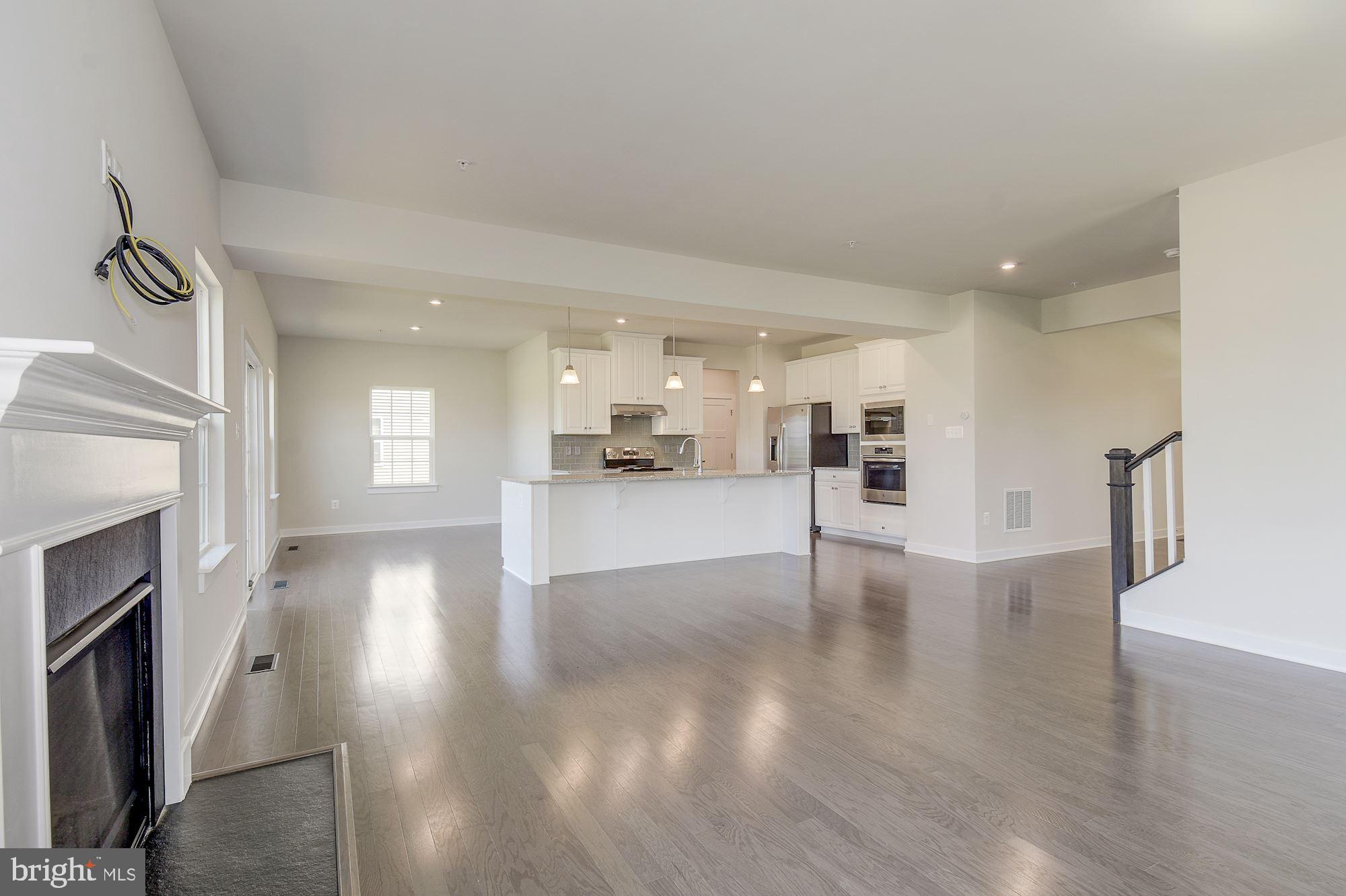 BRENTWOOD - Residential