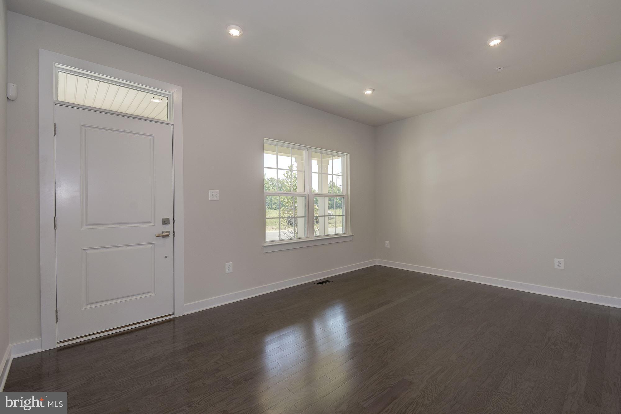 BRENTWOOD - Residential