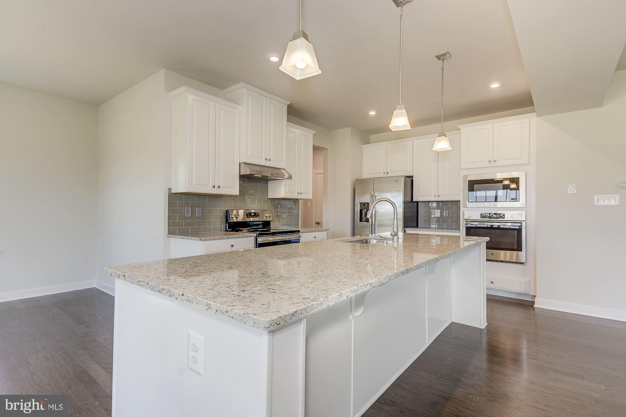 BRENTWOOD - Residential